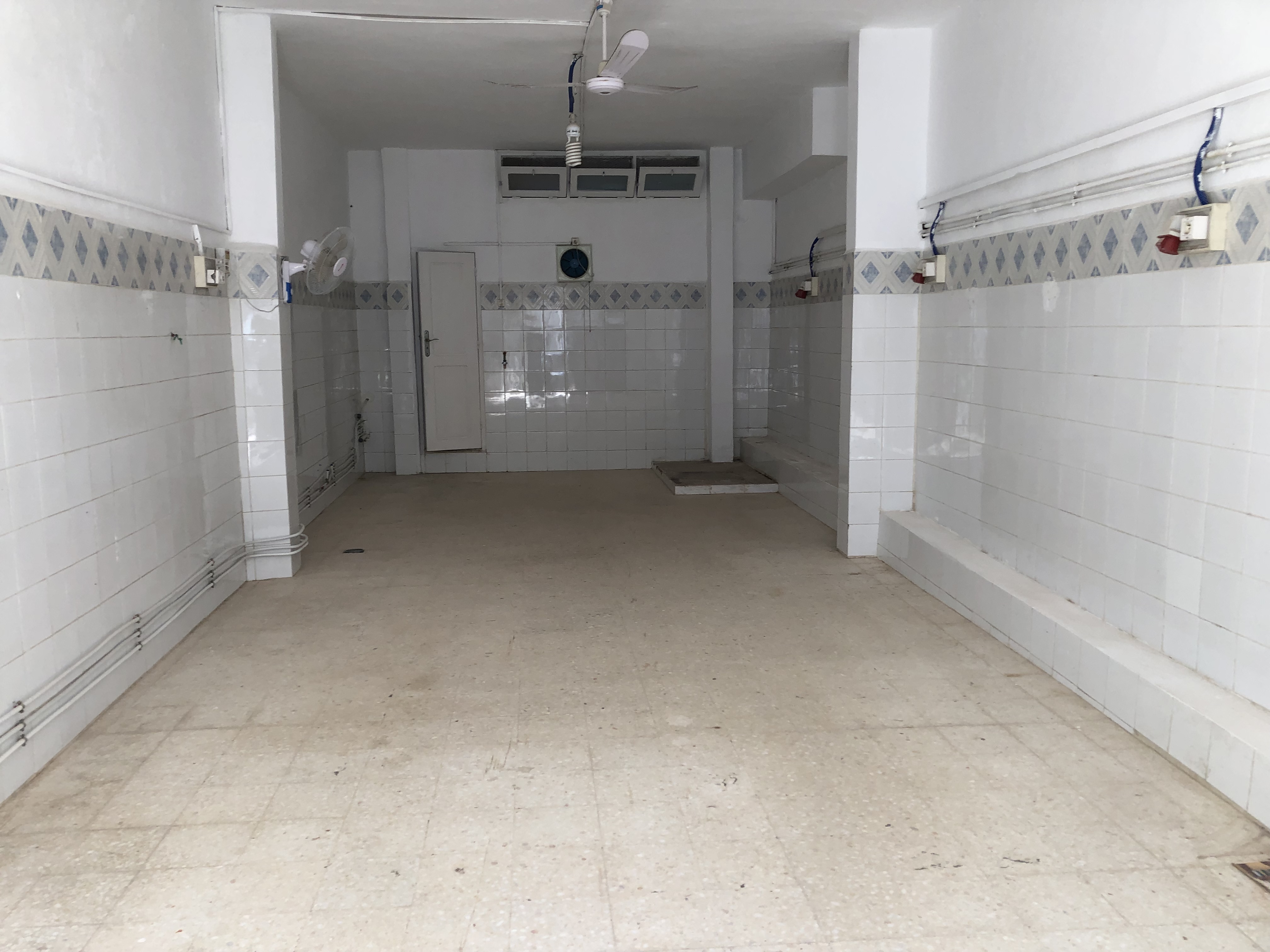 La Soukra La Soukra Location Autre Local  la soukra