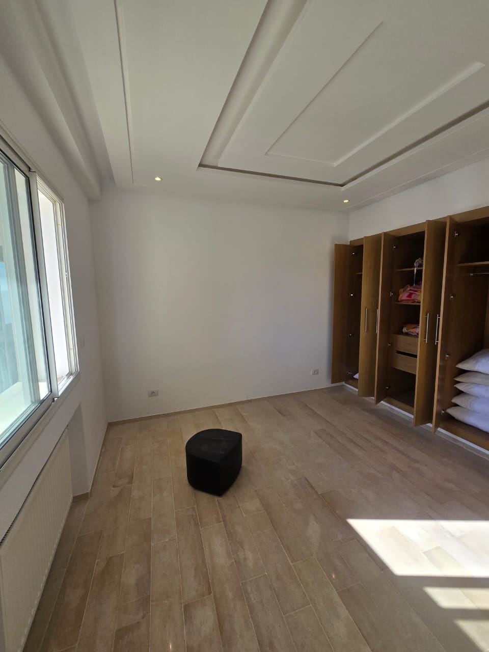 Sousse Jaouhara&nbsp;Sahloul&nbsp;Vente&nbsp;Appart. 2 pi�ces&nbsp;Superbe s3 de 170 m avec place parking � sahloul 4