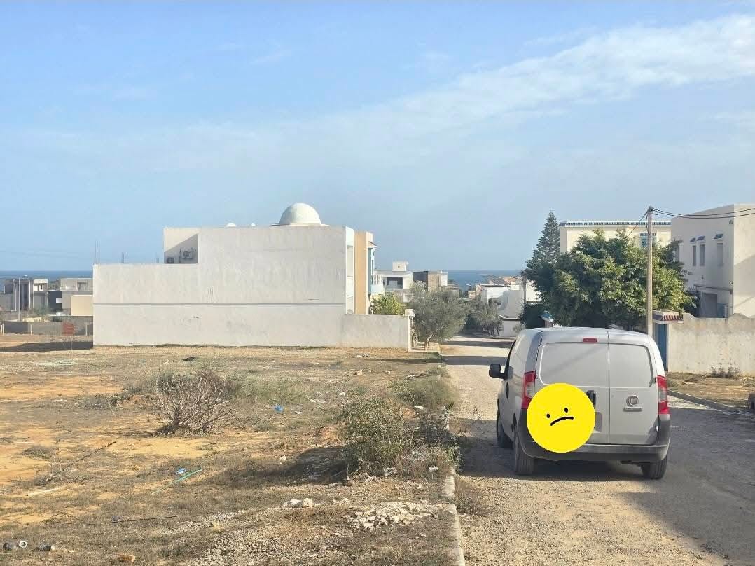 Akouda&nbsp;Chatt Meriem&nbsp;Vente&nbsp;Surfaces&nbsp;Terrain 248m et 300 m avec vue mer � chatt mariem