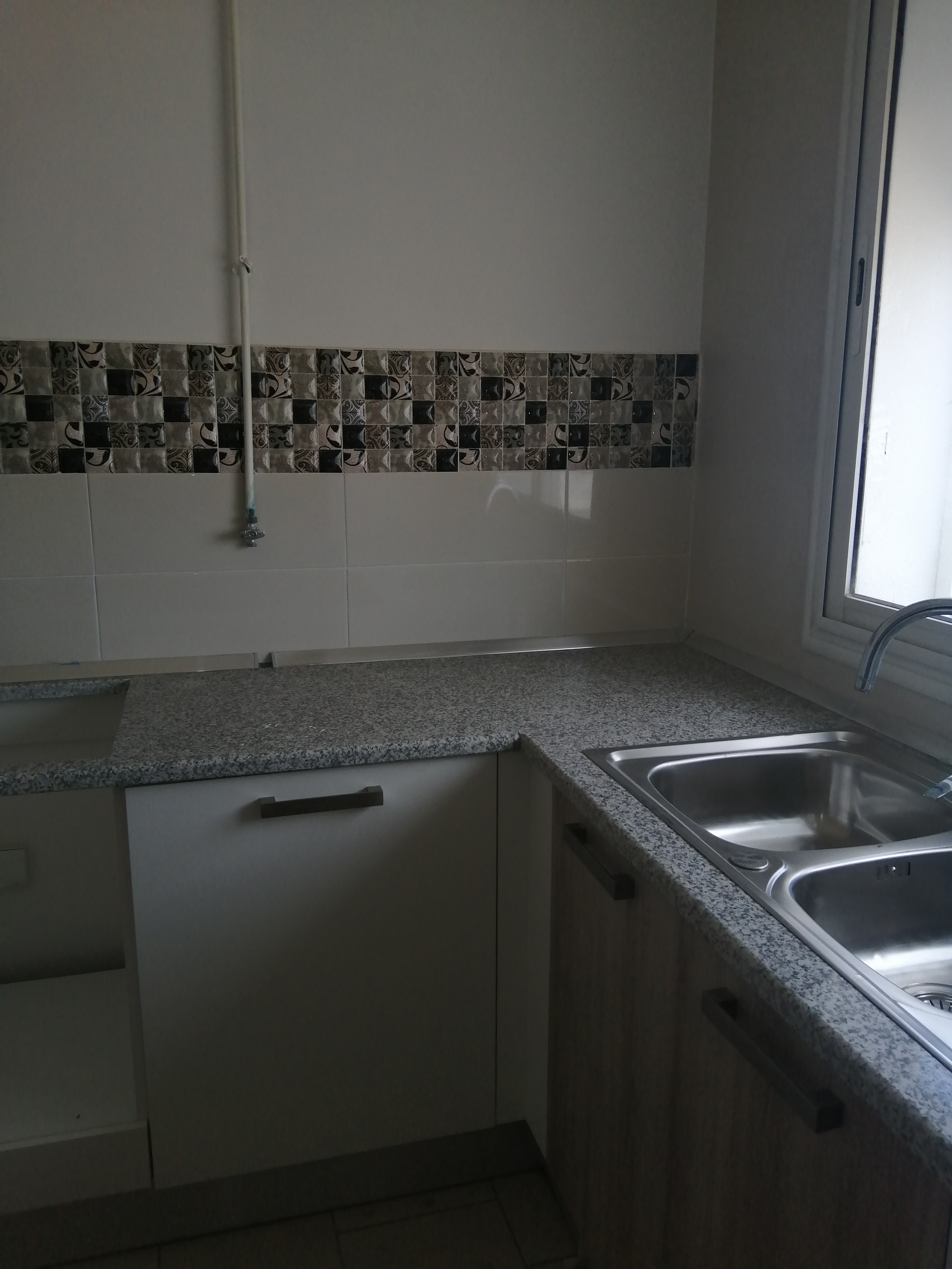 Megrine Megrine Location Appart. 1 pice Appartement  dans une rsidence avec place parking