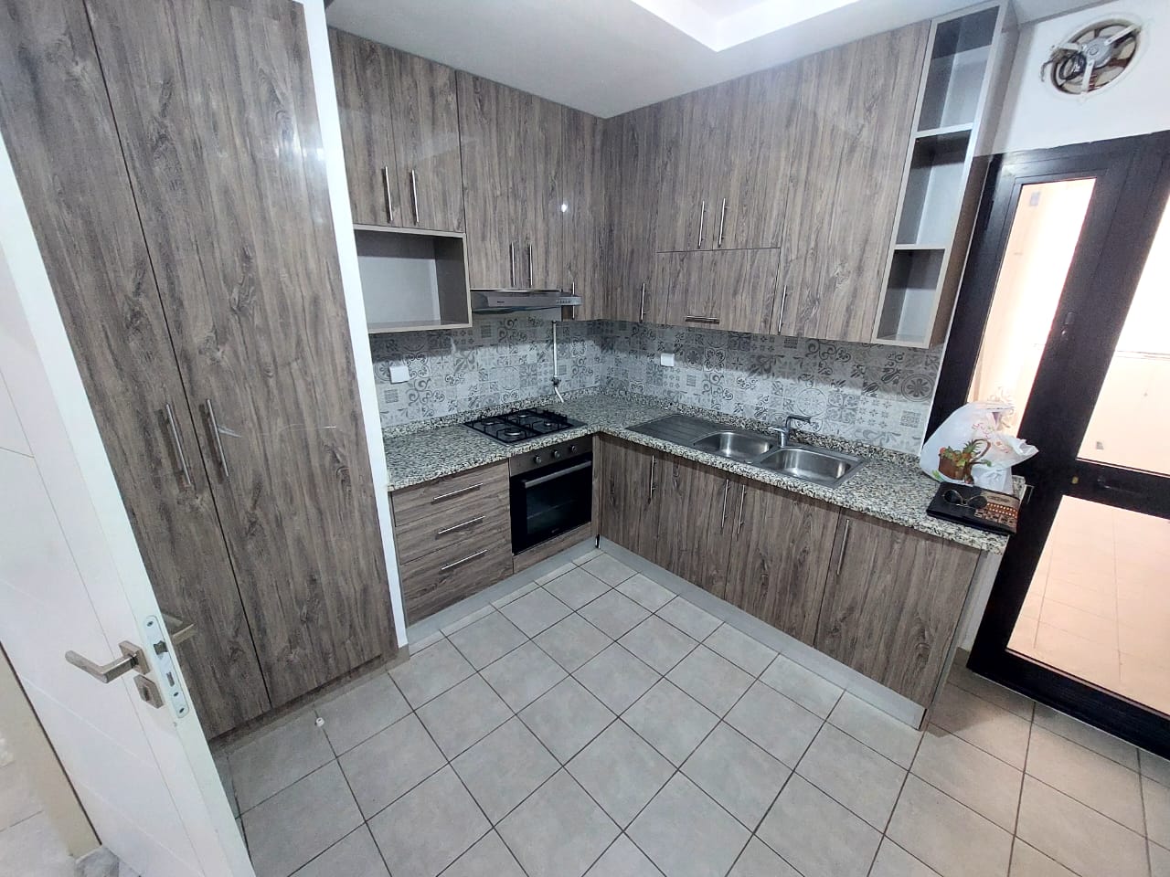 Ain Zaghouan&nbsp;Jardins de Carthage&nbsp;Location&nbsp;Appart. 5 pi�ces+&nbsp;S4 aux jardins de carthage