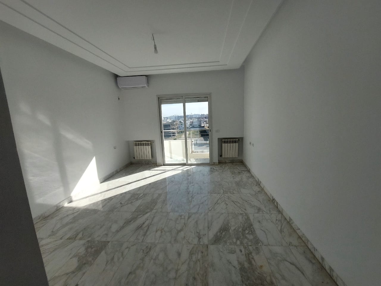 Ain Zaghouan&nbsp;Ain Zaghouan&nbsp;Location&nbsp;Appart. 5 pi�ces+&nbsp;S4 � ain zaghouan nord