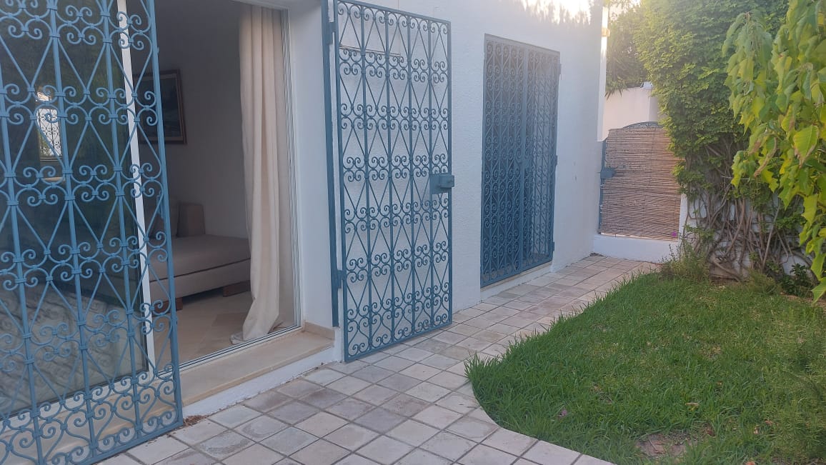 La Marsa&nbsp;Gammart&nbsp;Location&nbsp;Appart. 3 pi�ces&nbsp;S2 meubl� au rez de chauss�e � gammarth