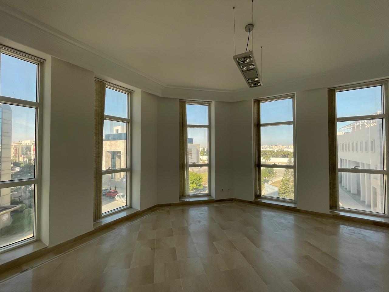 La Marsa&nbsp;Berge Du Lac&nbsp;Bureaux & Commerces&nbsp;Bureau&nbsp;Bureau h1 au lac2