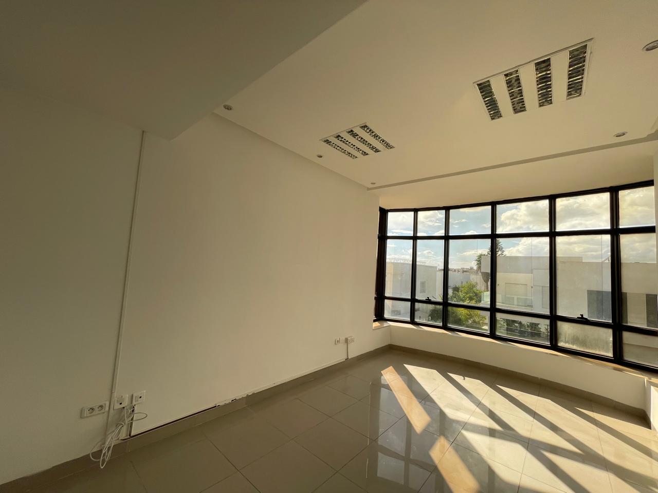 La Marsa&nbsp;Berge Du Lac&nbsp;Bureaux & Commerces&nbsp;Bureau&nbsp;Bureau h5 au lac2