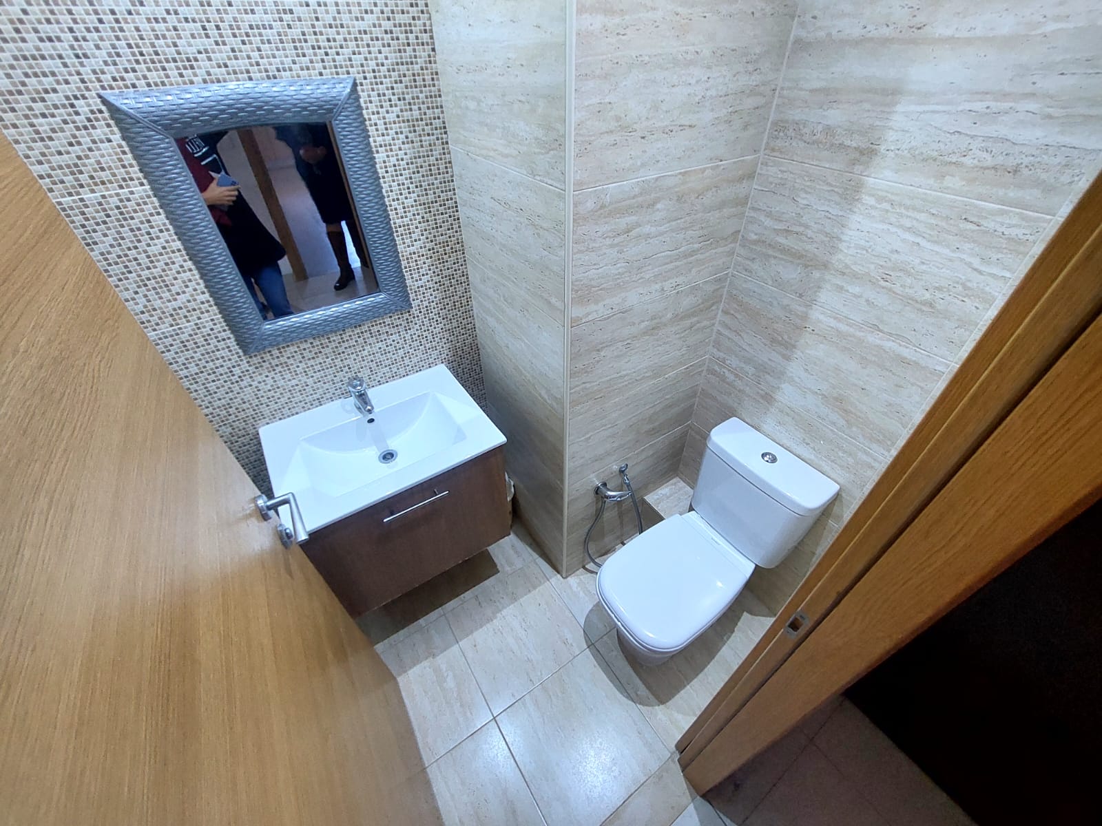 Ain Zaghouan&nbsp;Ain Zaghouan&nbsp;Location&nbsp;Appart. 4 pi�ces&nbsp;S3 meubl� � ain zaghouan