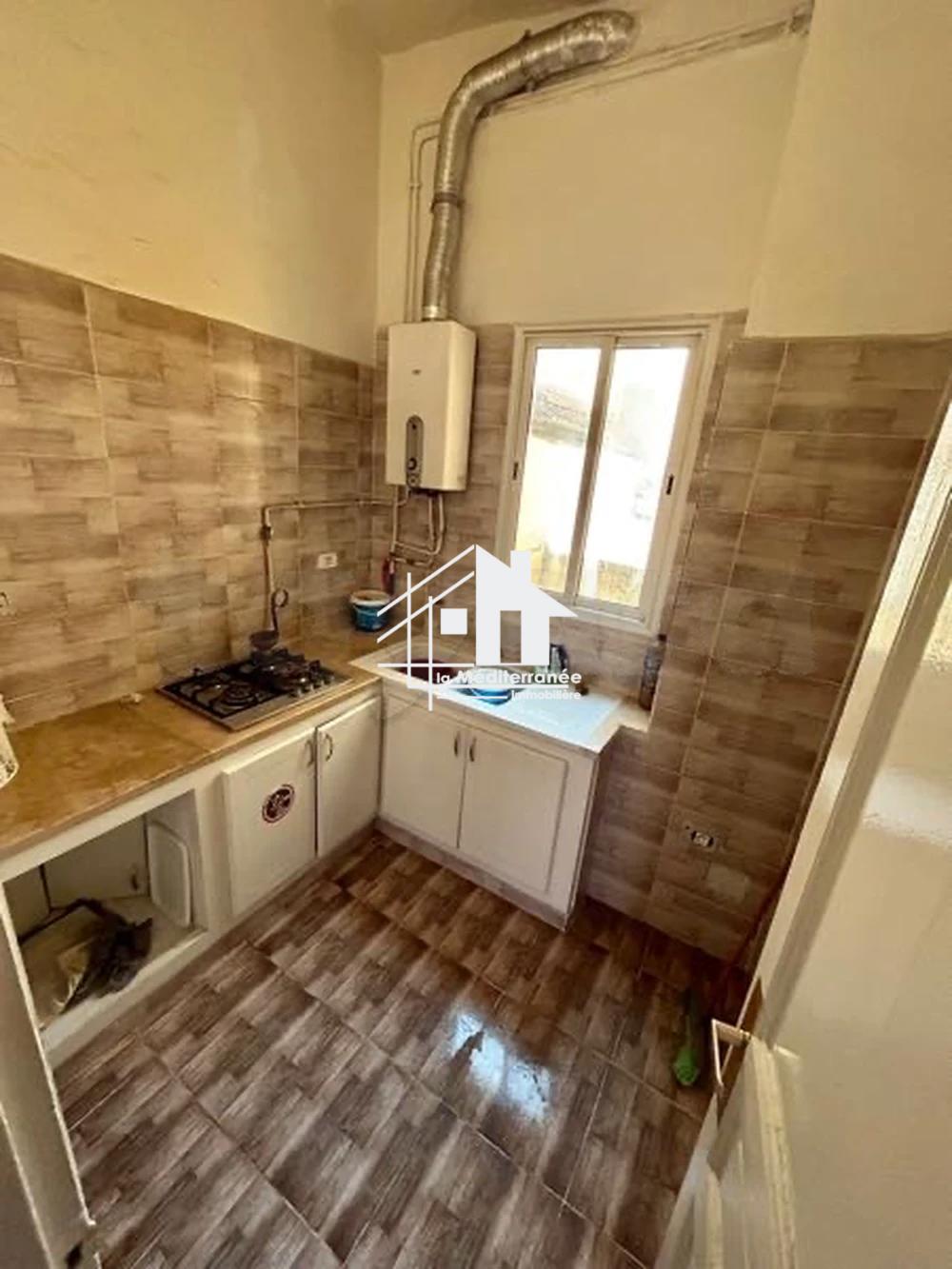 Bab Bhar&nbsp;Bab Bhar&nbsp;Location&nbsp;Appart. 2 pi�ces&nbsp;Appartement s2 au centre ville