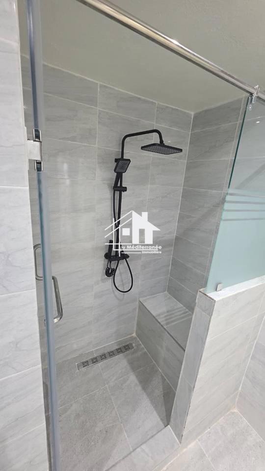 Bab Souika&nbsp;Bab El Khadra&nbsp;Location&nbsp;Appart. 2 pi�ces&nbsp;Appartement s2 a beb lkhadhra