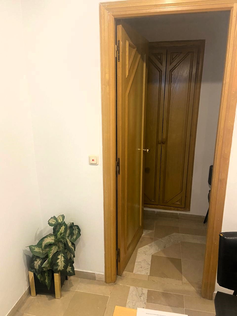 Bab Bhar&nbsp;Bab Bhar&nbsp;Location&nbsp;Appart. 3 pi�ces&nbsp;Bureau 3 pieces haut standing