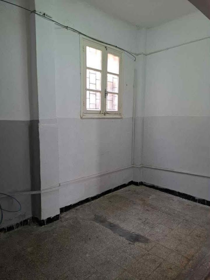 Bab Bhar&nbsp;Montplaisir&nbsp;Location&nbsp;Appart. 2 pi�ces&nbsp;Bureau s2 lafayette tunis