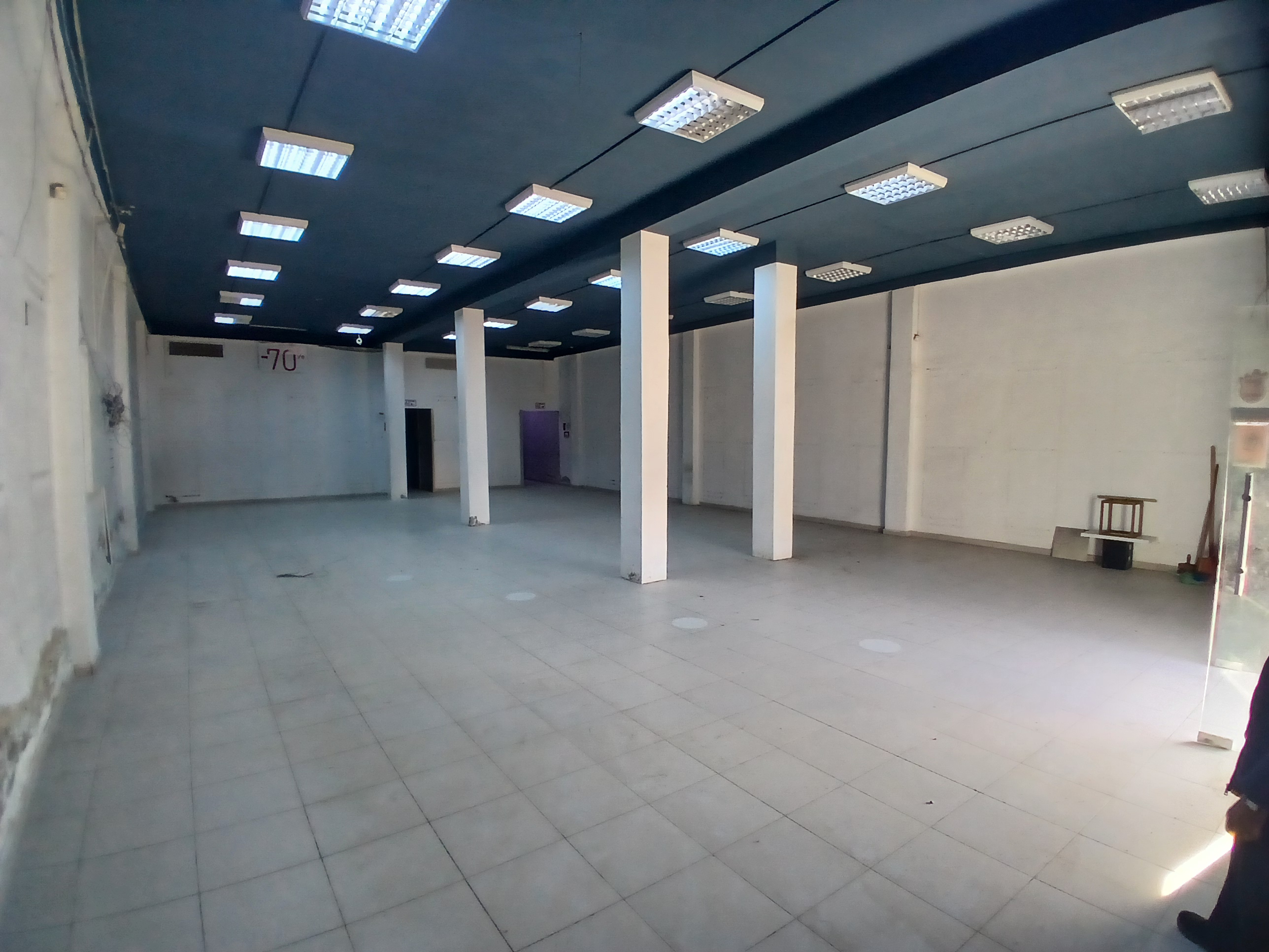 Ezzahra&nbsp;Cite El Oulija&nbsp;Location&nbsp;Autre&nbsp;Showroom  magasin entre ezzahra et rades