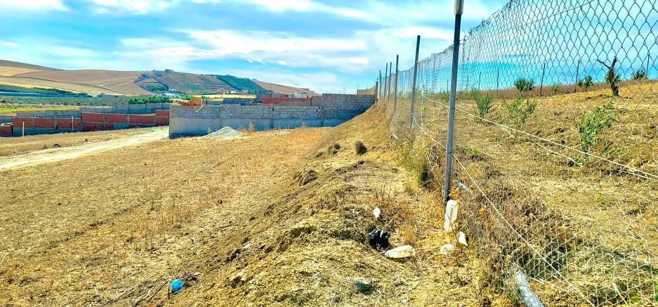 Sidi Thabet&nbsp;Sidi Thabet&nbsp;Terrain&nbsp;Terrain nu&nbsp;Terrain a sidi thabet 10m g�ant