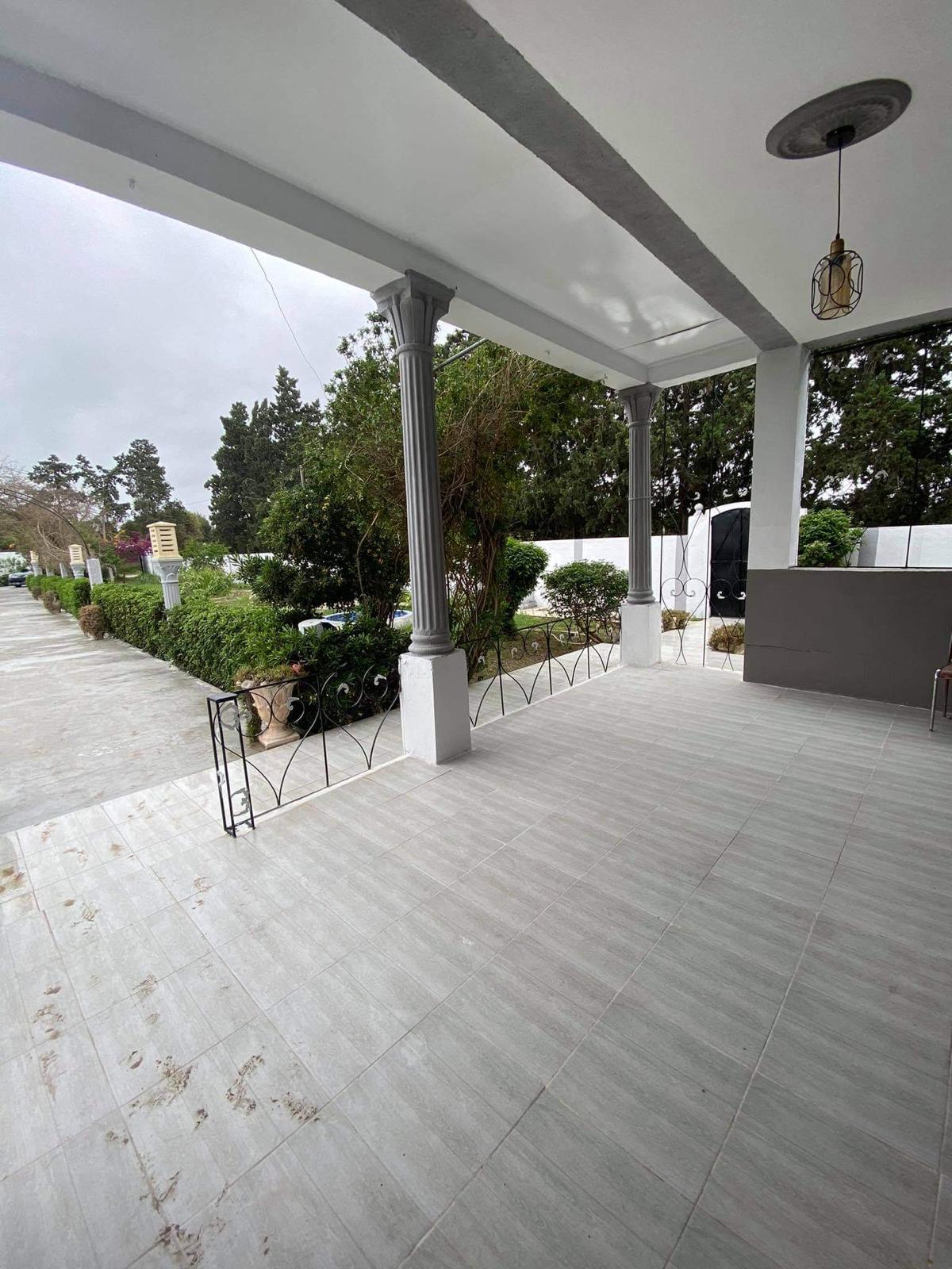 Soliman Soliman Vente Maisons Une villa avec piscine vve197