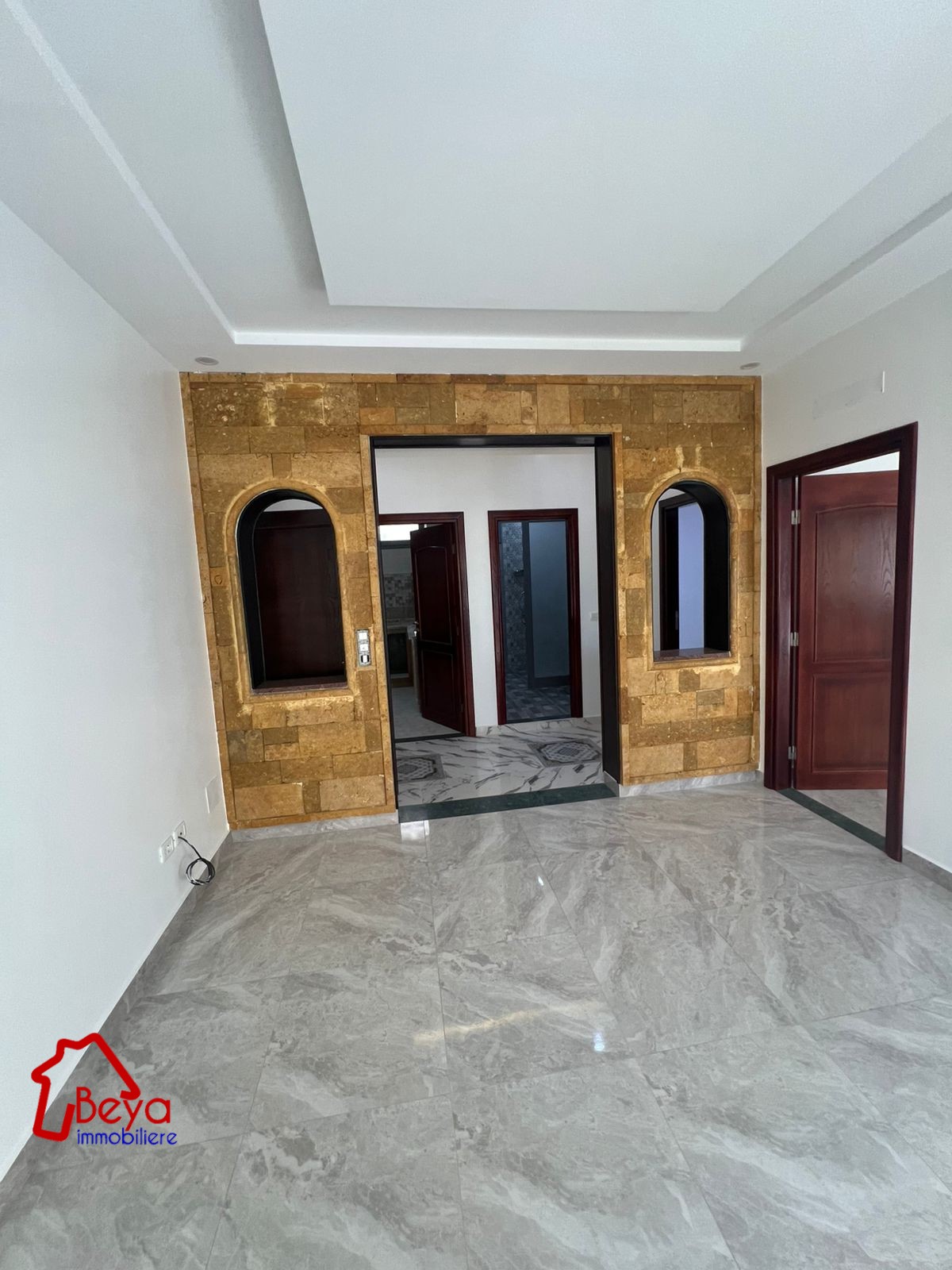 Beni Khiar&nbsp;Beni Khiar&nbsp;Vente&nbsp;Maisons&nbsp;Un immeuble avec cinq appartements