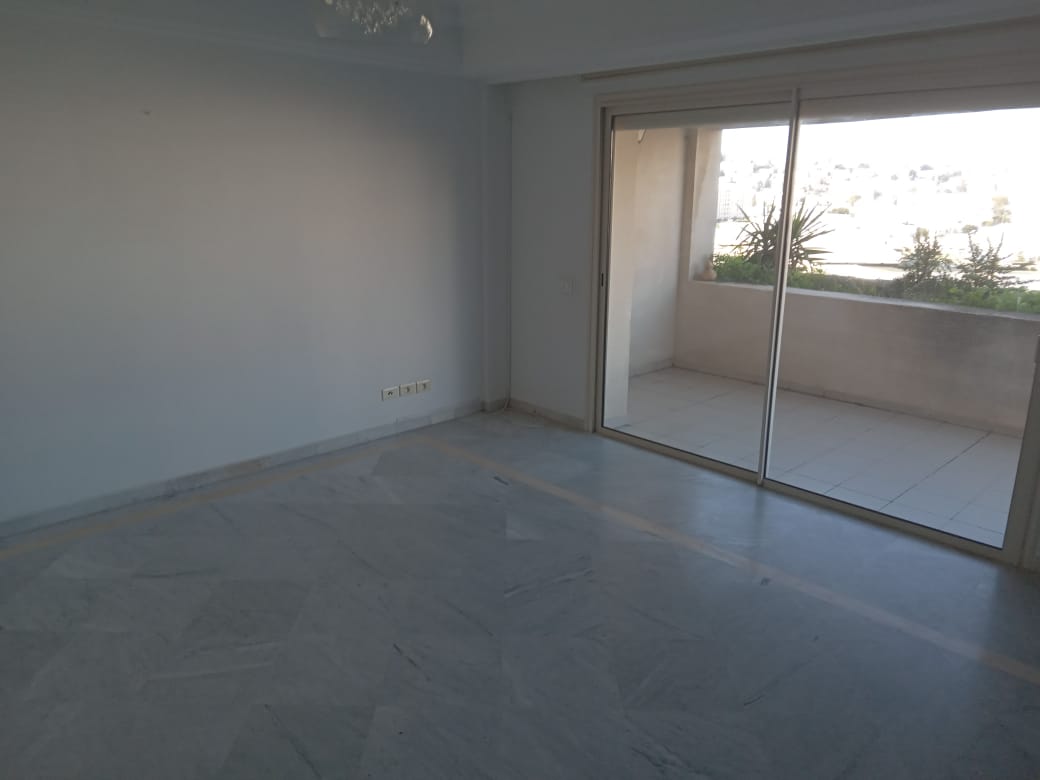 Ariana Ville&nbsp;Cite Ennasr 2&nbsp;Location&nbsp;Appart. 3 pi�ces&nbsp;S plus 2 a ennasr 2 wb4382