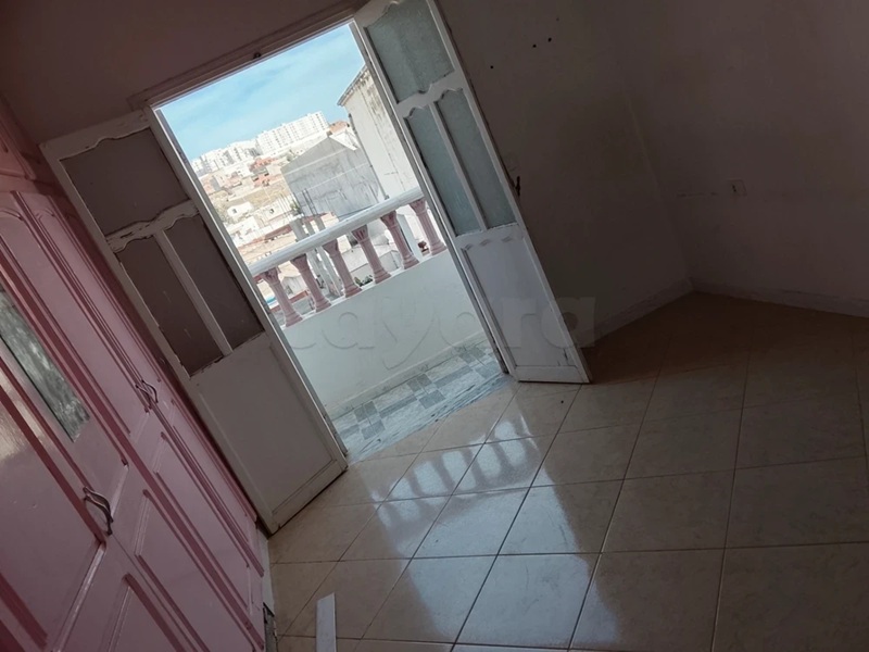 Mnihla&nbsp;Jardins d'el Menzah&nbsp;Location&nbsp;Maisons&nbsp;Etage de villa s plus 3 aux jmzh 1 wb4385