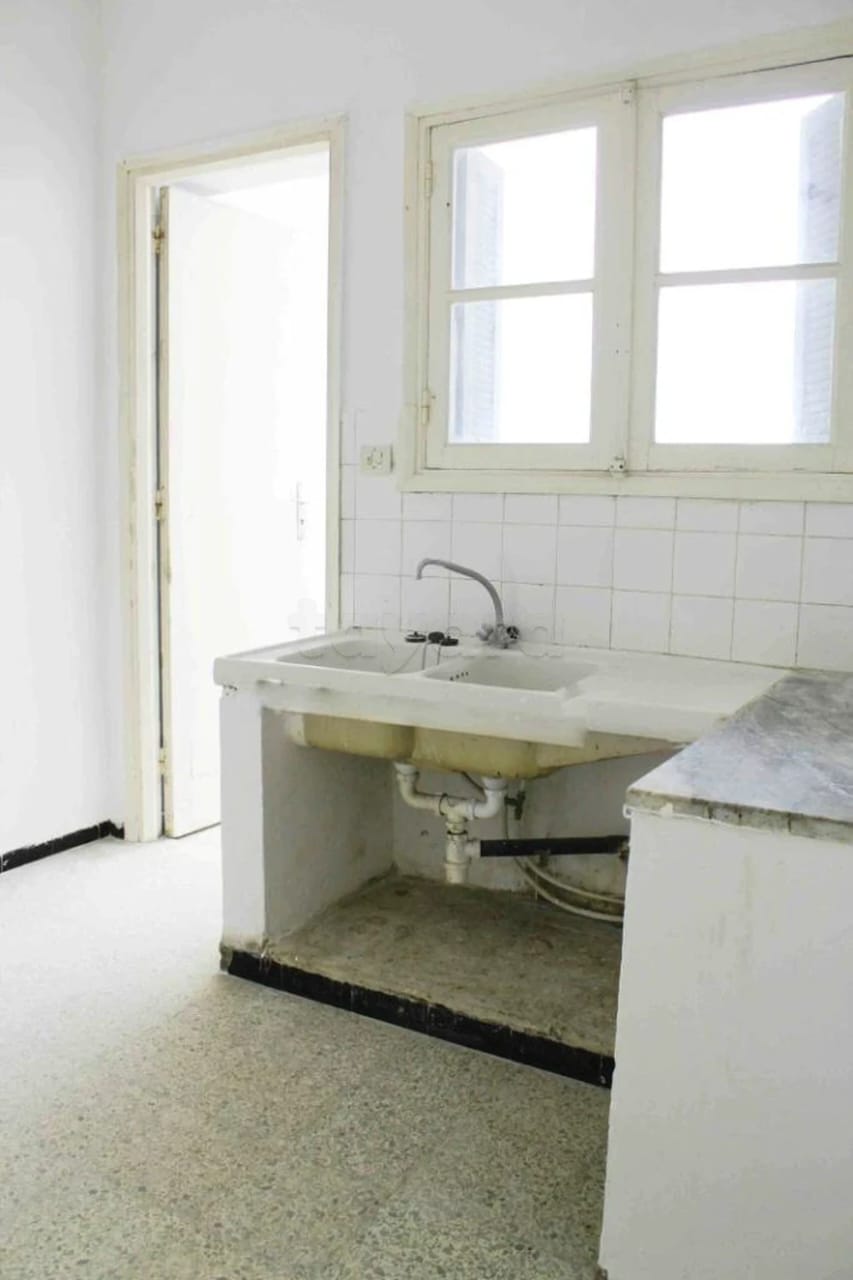 Cite El Khadra&nbsp;Cite El Khadra&nbsp;Location&nbsp;Appart. 3 pi�ces&nbsp;S plus 2 a la cit� el khadhra wb3409