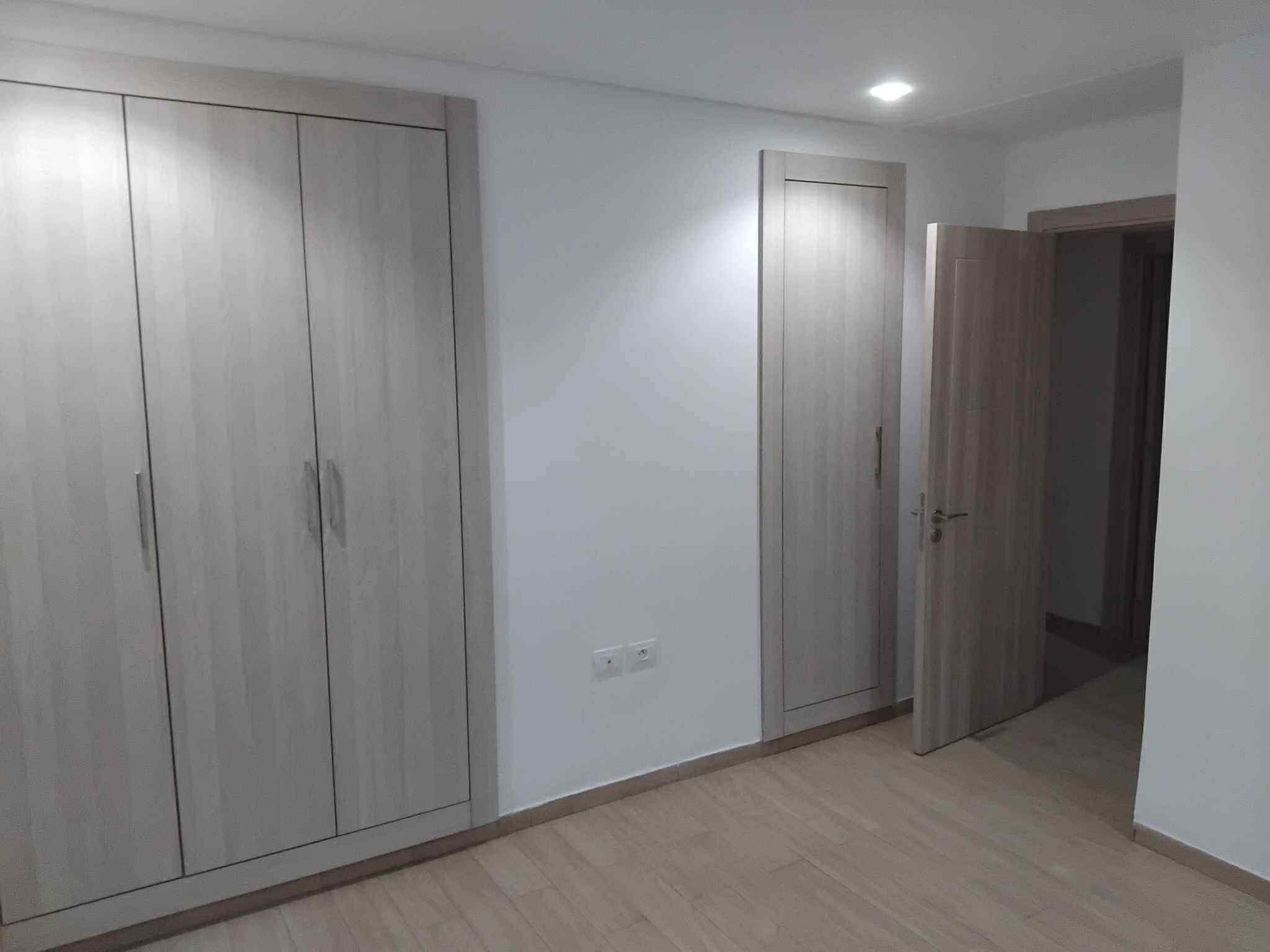 Ariana Ville&nbsp;Cite Ennasr 2&nbsp;Location&nbsp;Appart. 2 pi�ces&nbsp;S plus 1 hst a ennasr 2 wb4120