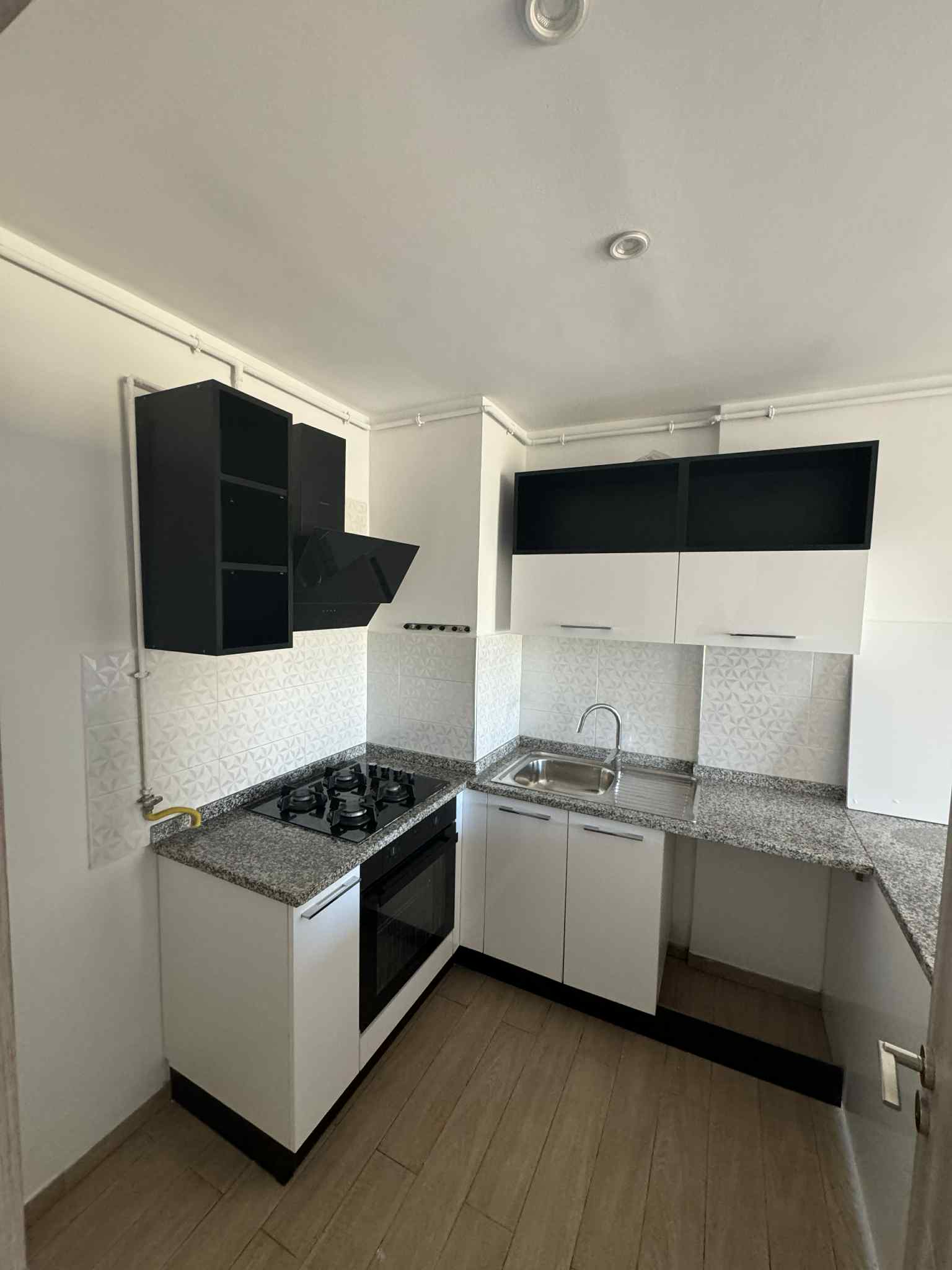 Ariana Ville&nbsp;Cite Ennasr 2&nbsp;Location&nbsp;Appart. 2 pi�ces&nbsp;S plus 1 hst a ennasr 2 wb4120