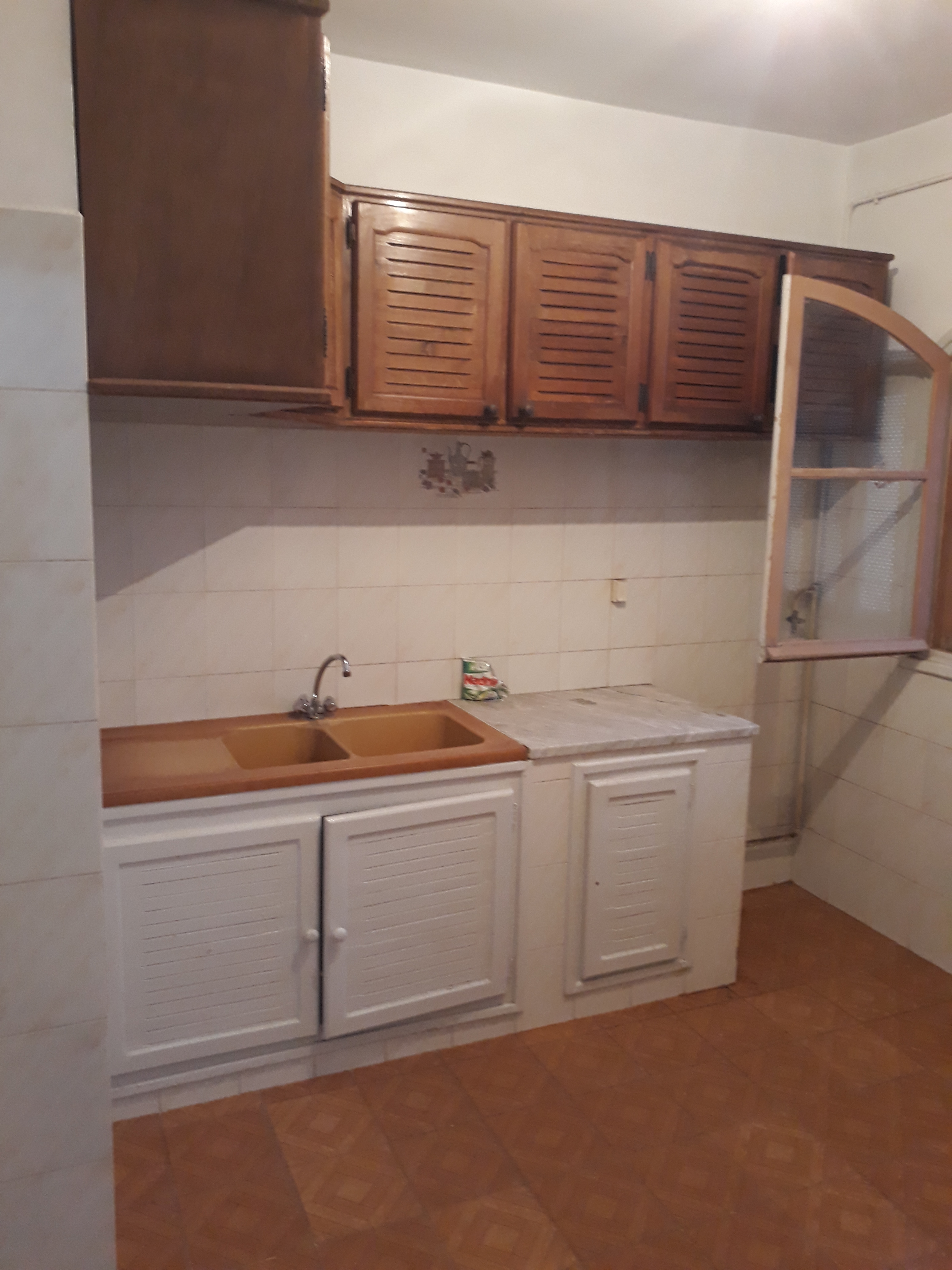 El Menzah&nbsp;El Menzah 9&nbsp;Location&nbsp;Appart. 4 pi�ces&nbsp;S plus 3 a el manzah 9b wb938