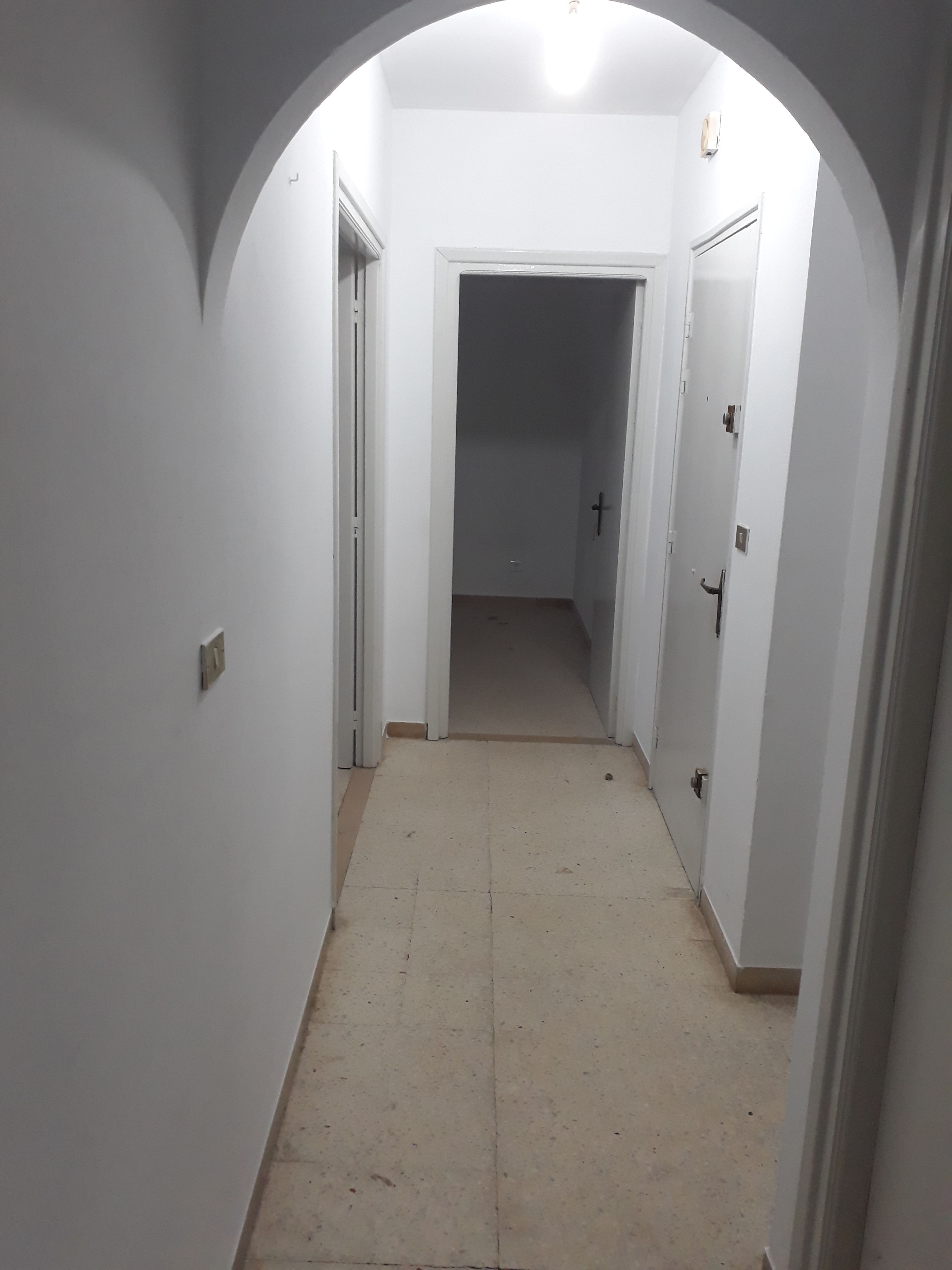 El Menzah&nbsp;El Menzah 9&nbsp;Location&nbsp;Appart. 4 pi�ces&nbsp;S plus 3 a el manzah 9b wb938