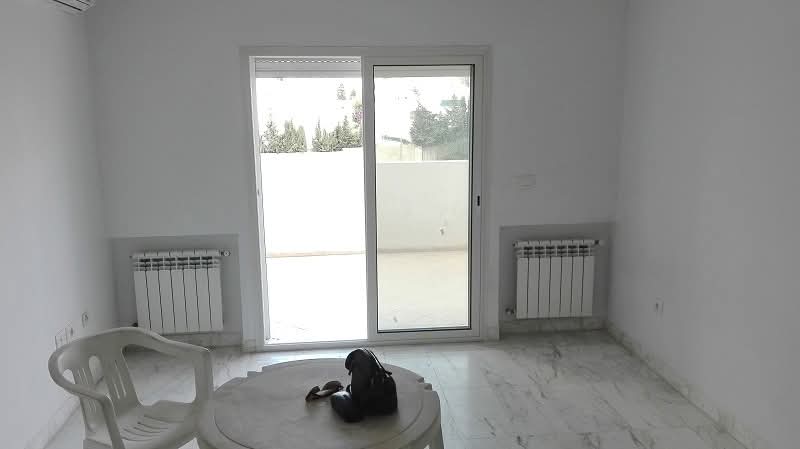 Mnihla&nbsp;Jardins d'el Menzah&nbsp;Location&nbsp;Appart. 2 pi�ces&nbsp;S plus 1 hst a la cit� el faouz wb145