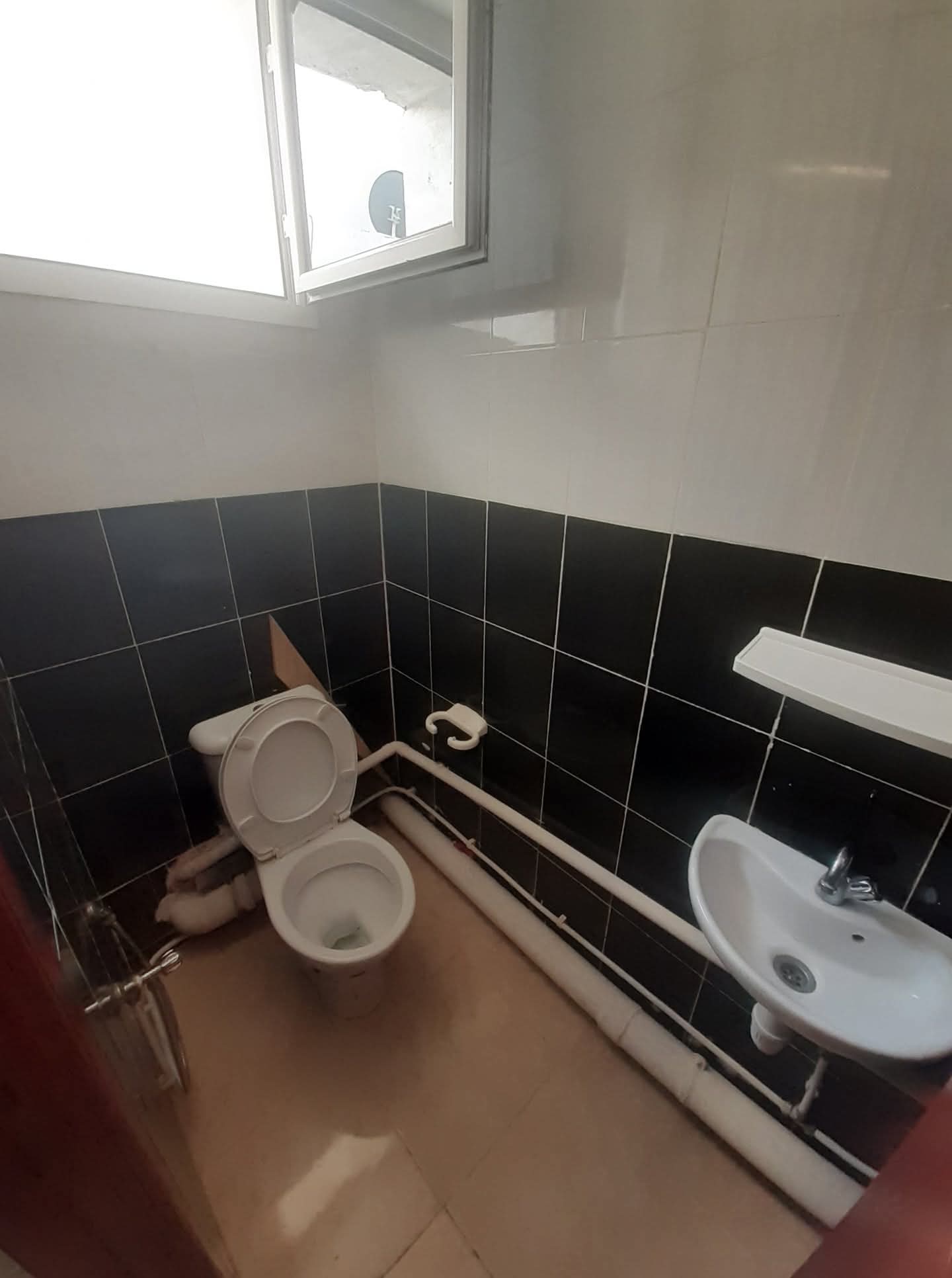 El Menzah&nbsp;El Manar 2&nbsp;Bureaux & Commerces&nbsp;Bureau&nbsp;Bureau s plus 1 a el manar 2 wb1876