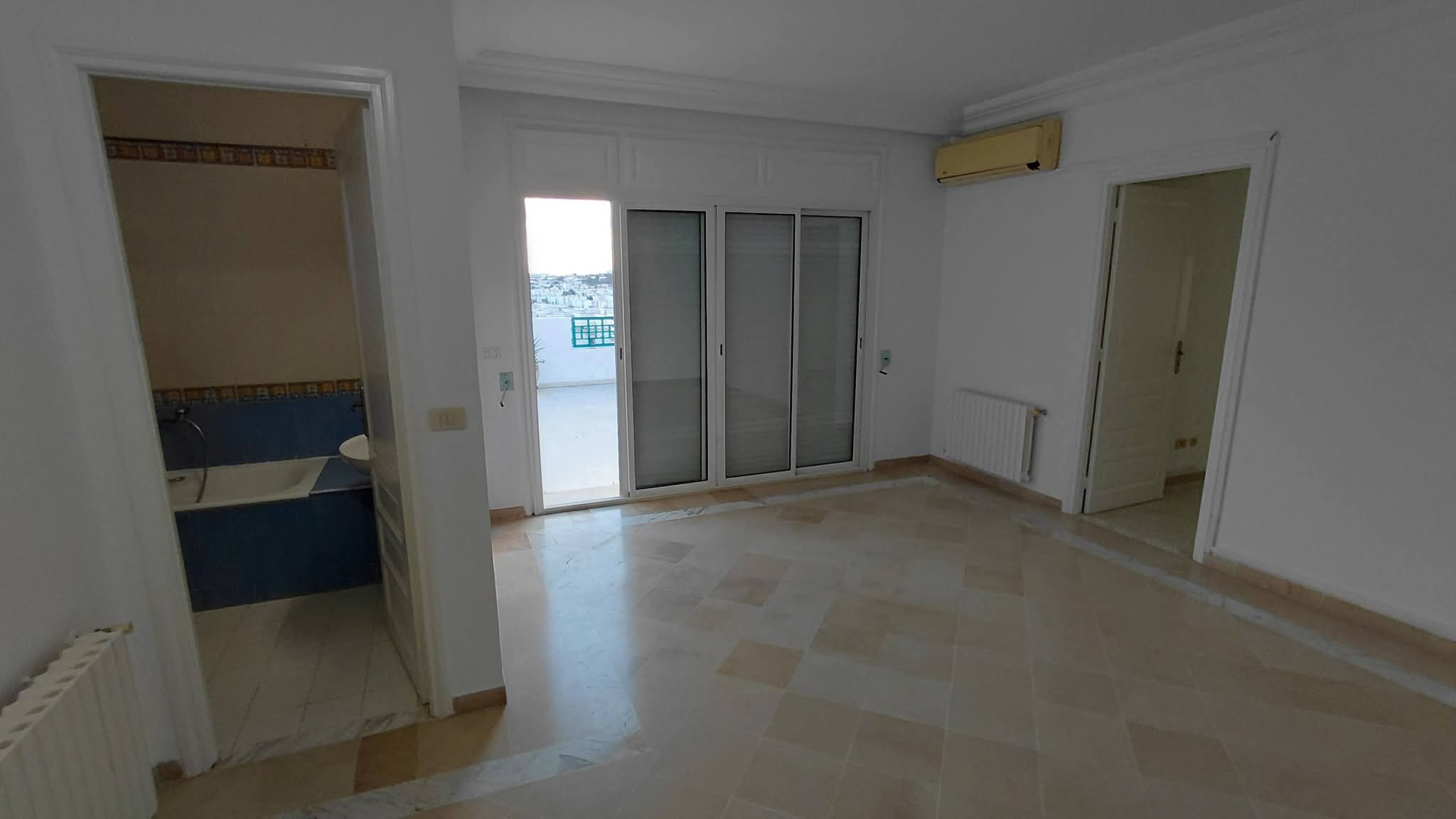 Ariana Ville&nbsp;Cite Ennasr 2&nbsp;Location&nbsp;Appart. 2 pi�ces&nbsp;S plus 1 a ennasr 2 wb4400