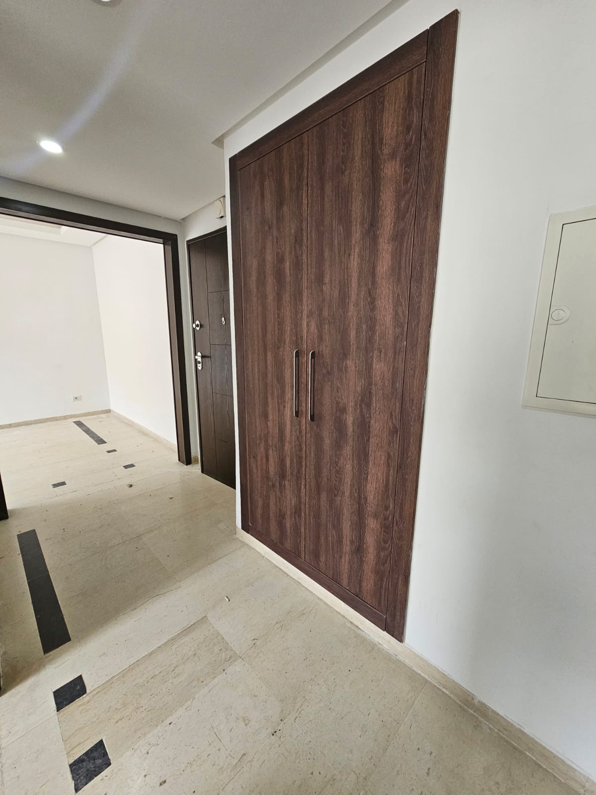 Ain Zaghouan&nbsp;Ain Zaghouan&nbsp;Location&nbsp;Appart. 2 pi�ces&nbsp;S plus un cuisine ind�pendante � ain zaghouan