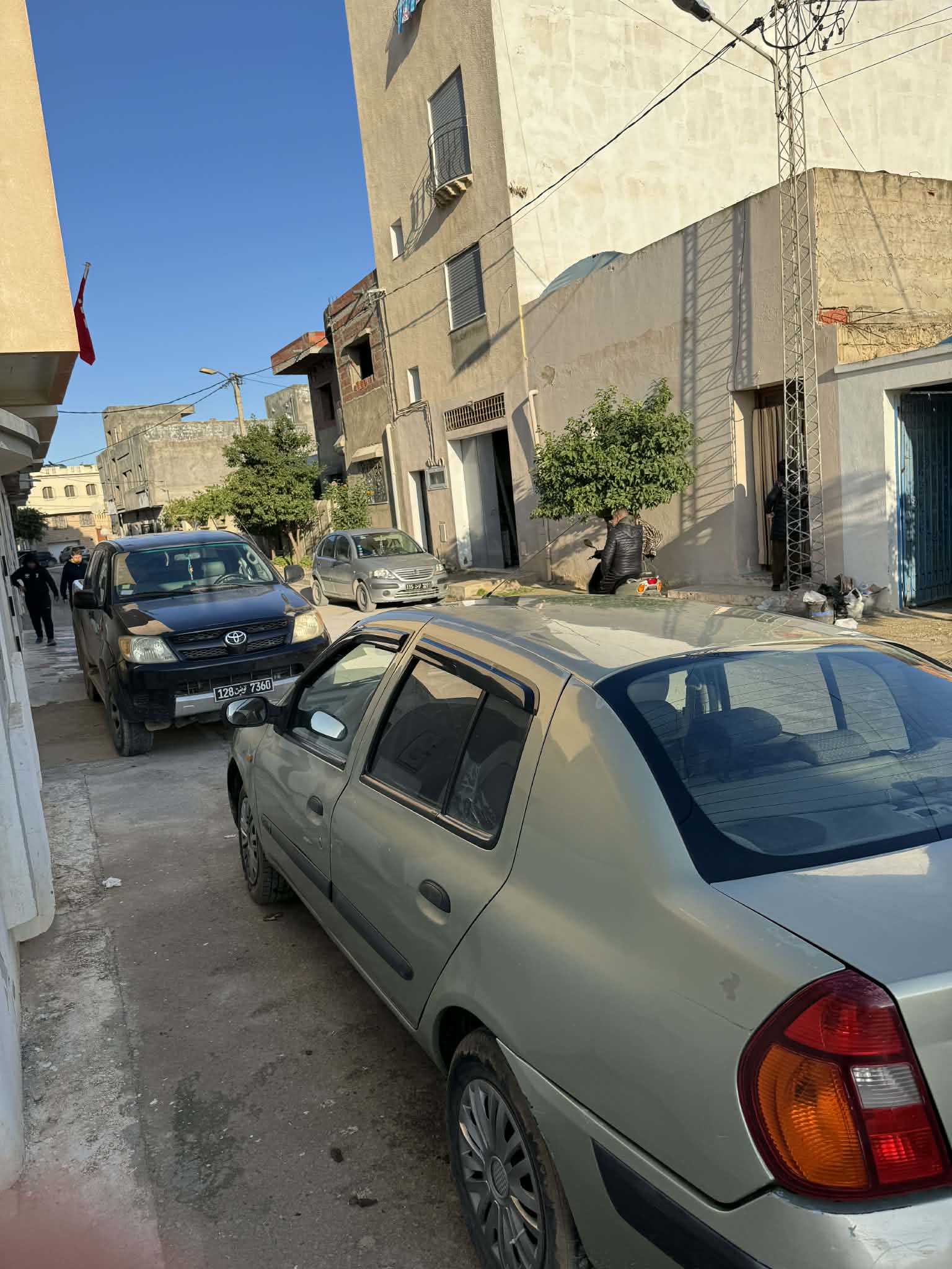 Menzel Temime&nbsp;Menzel Temime&nbsp;Renault&nbsp;Clio&nbsp;Clio classique en tr�s bon �tat