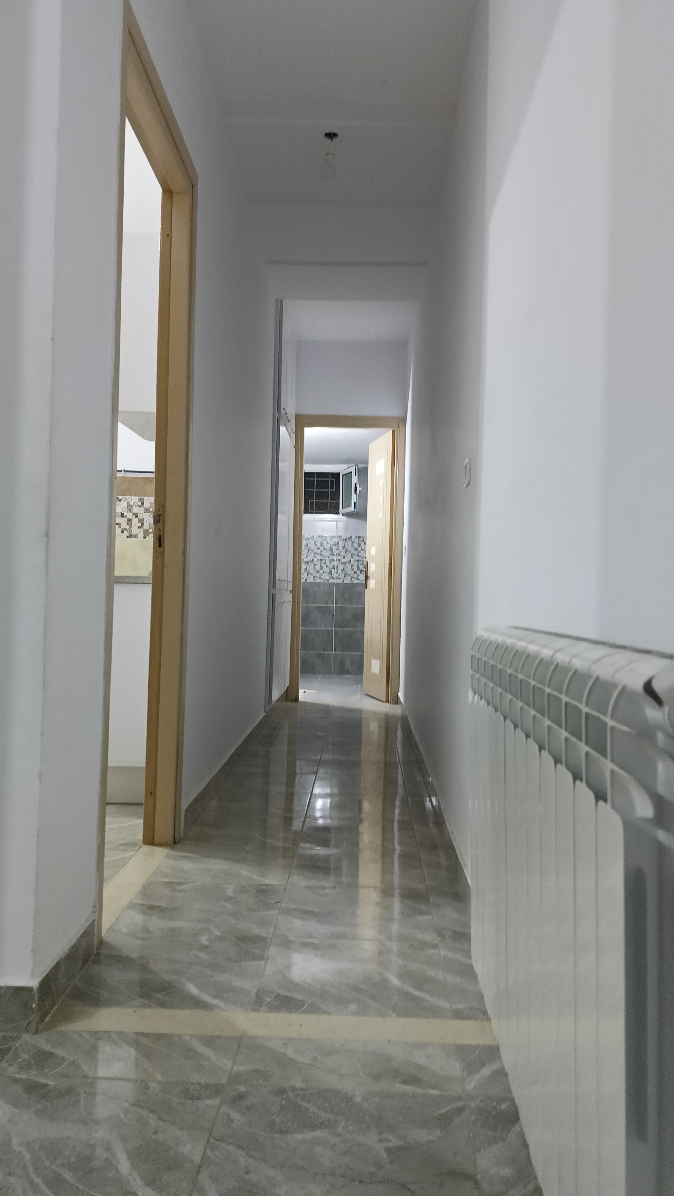 Rades&nbsp;Rades&nbsp;Location&nbsp;Appart. 3 pi�ces&nbsp;Appartement salon et 2chambres 2etage