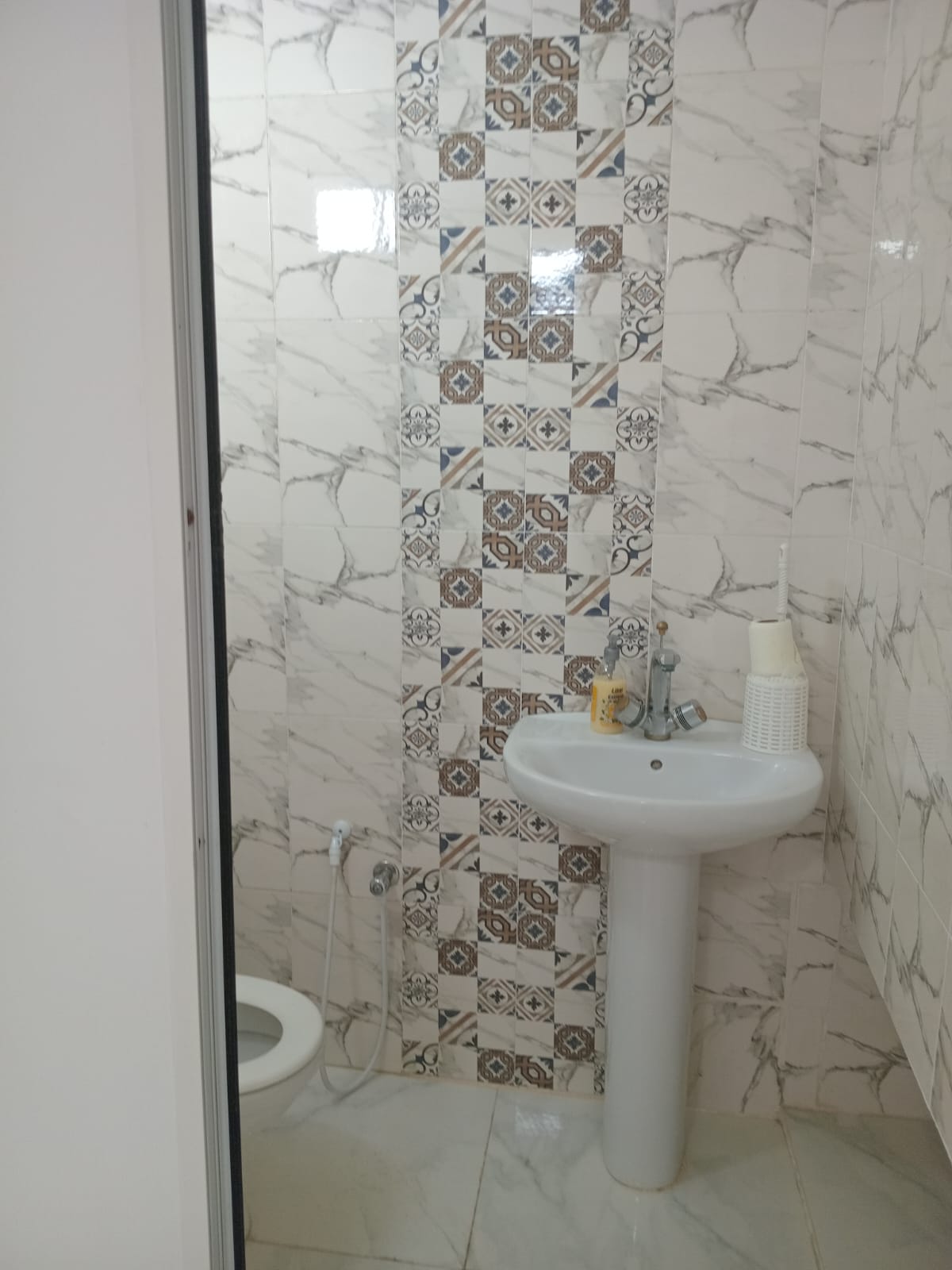 Bab Bhar&nbsp;Montplaisir&nbsp;Location&nbsp;Autre&nbsp;Local commercial tous commerces  montplaisir tunis