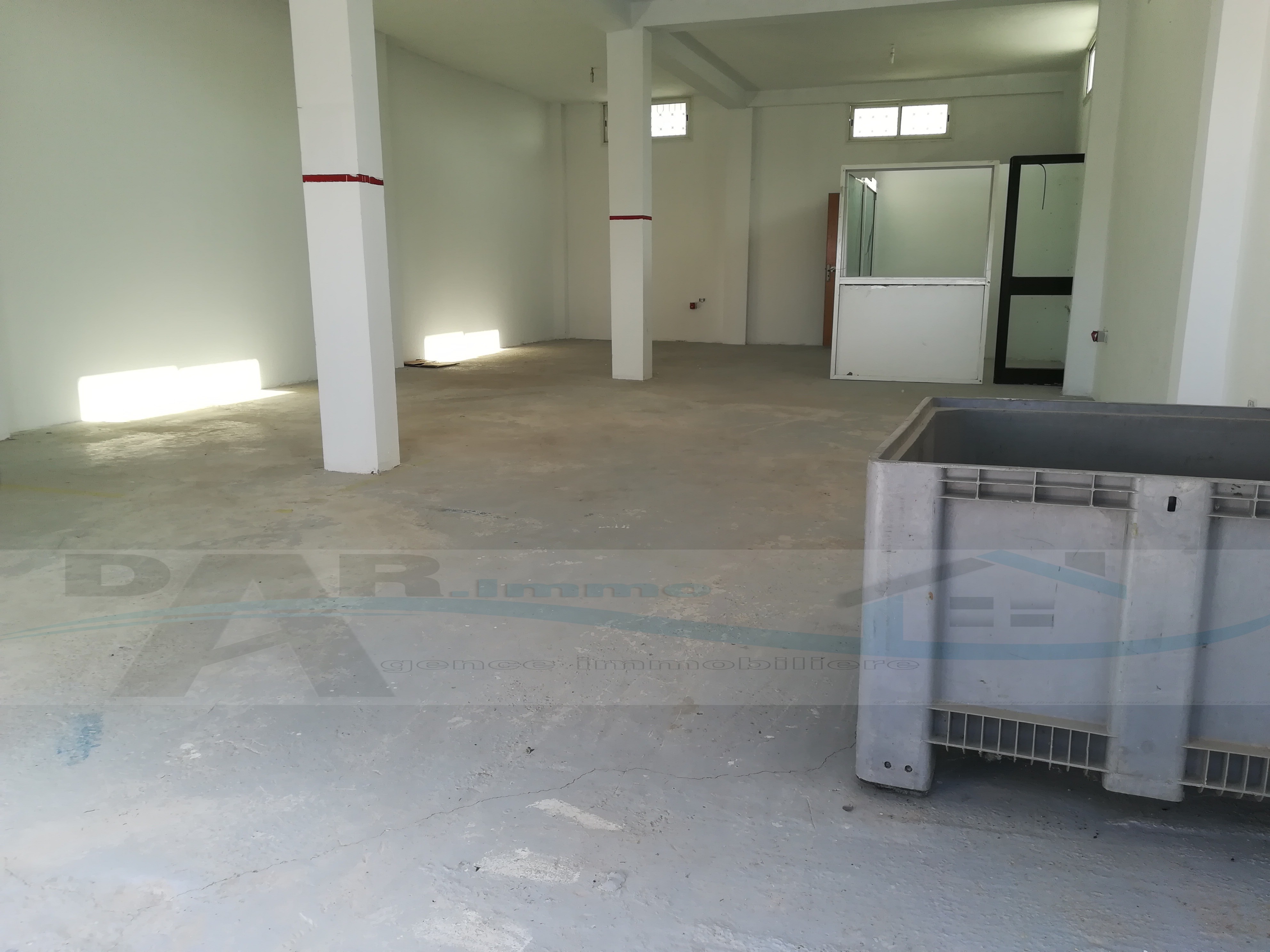 Bou Mhel El Bassatine&nbsp;Bou Mhel&nbsp;Location&nbsp;Surfaces&nbsp;Local 120m2 a bassatine