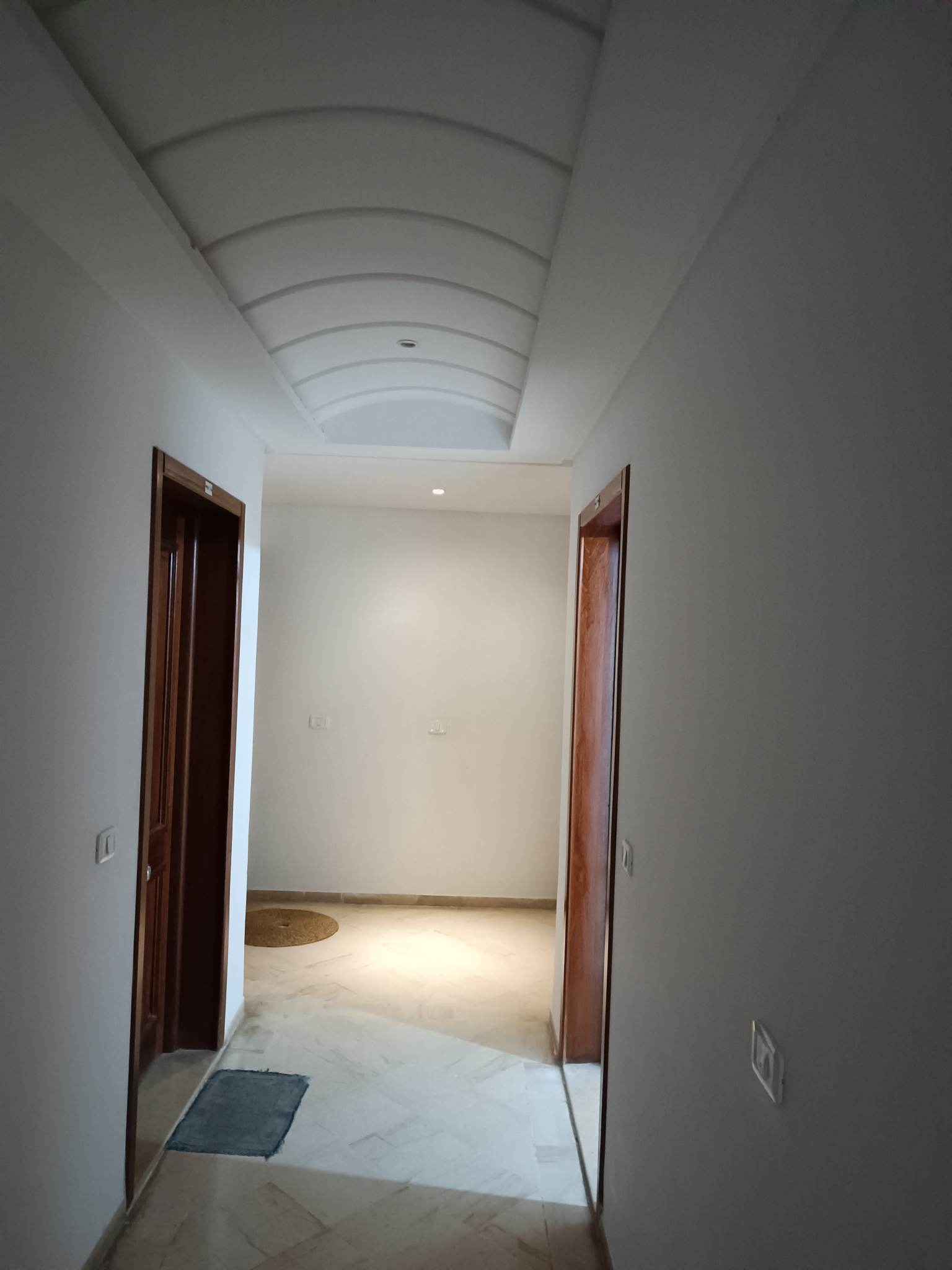 Ain Zaghouan&nbsp;Ain Zaghouan&nbsp;Location&nbsp;Appart. 1 pi�ce&nbsp;S plus 0 haut standing avec parking