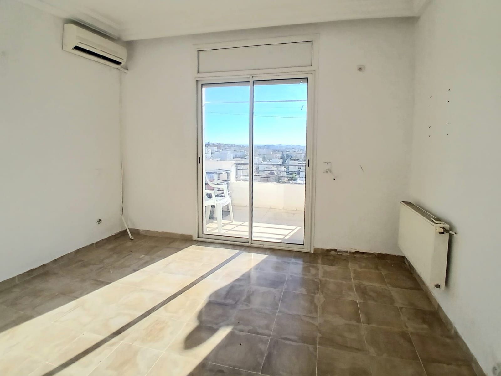 Ariana Ville&nbsp;Cite Ennasr 1&nbsp;Location&nbsp;Appart. 3 pi�ces&nbsp;Nnasr appartement s3