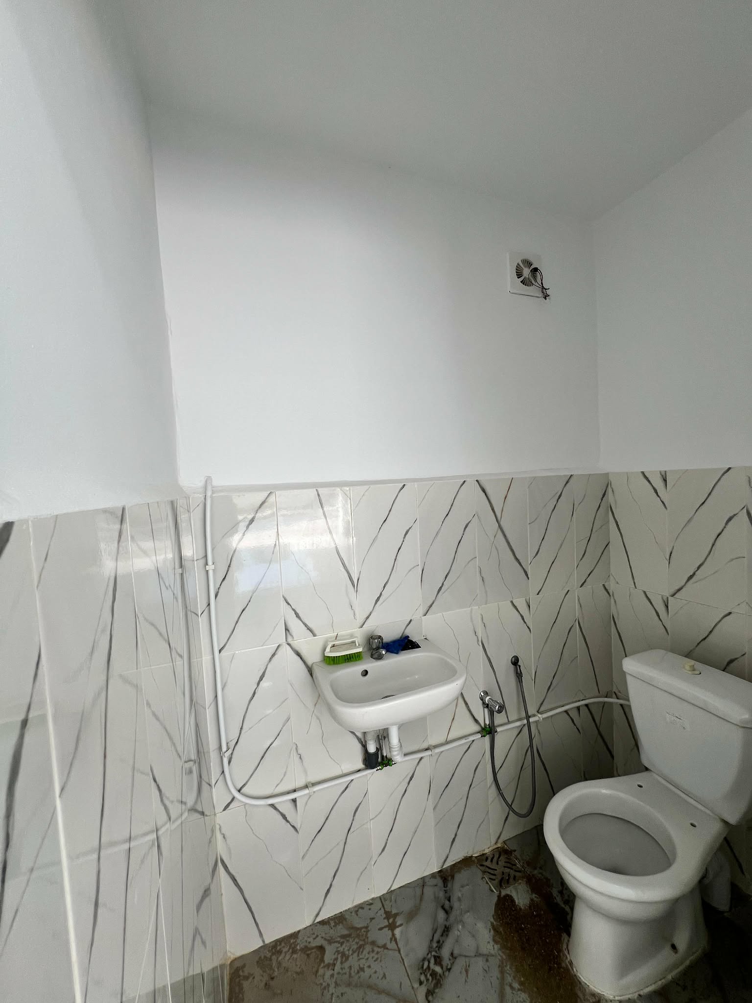 Ben Arous&nbsp;Ben Arous&nbsp;Location&nbsp;Autre&nbsp;Showroom ou bureau