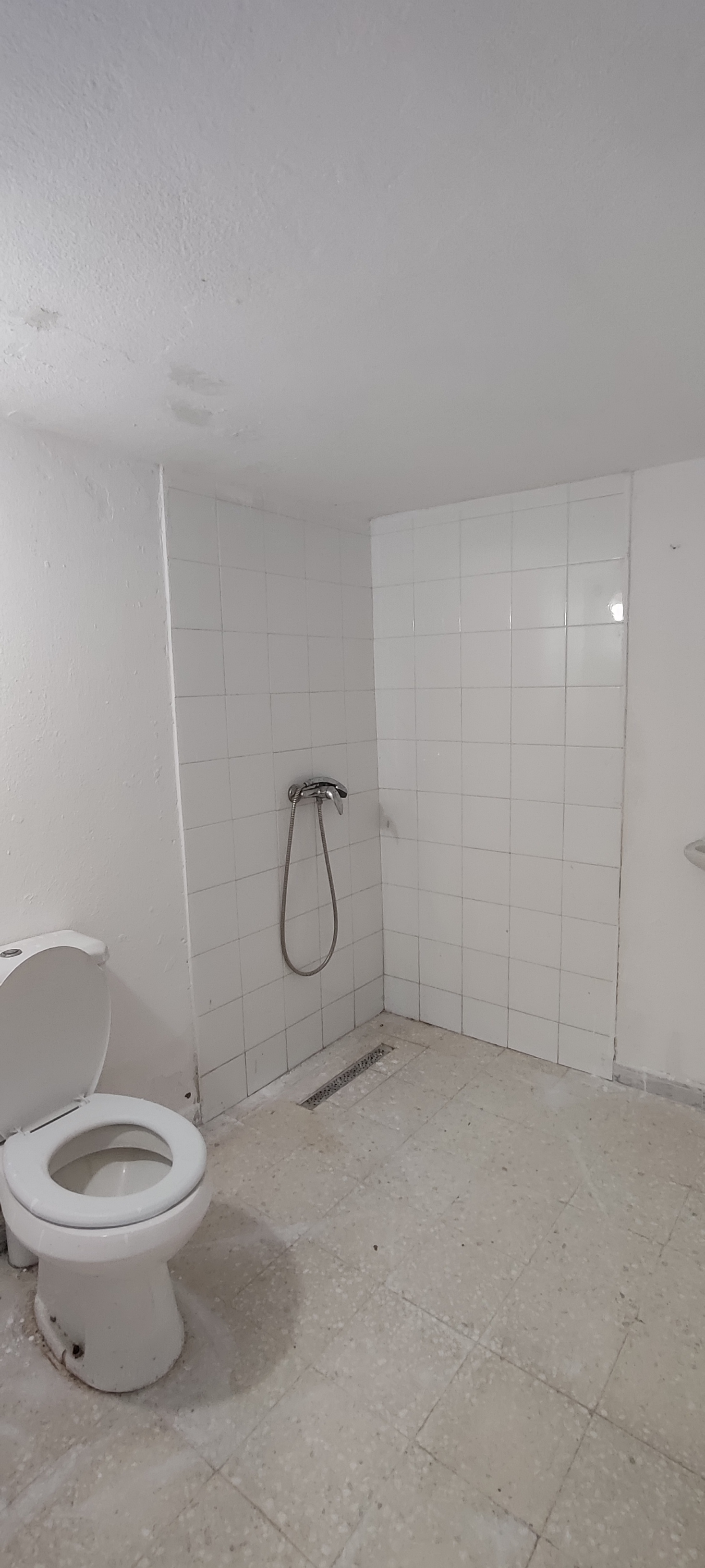 La Marsa&nbsp;El Aouina&nbsp;Location&nbsp;Appart. 1 pi�ce&nbsp;Studio au rez de chauss�e � l'aouina