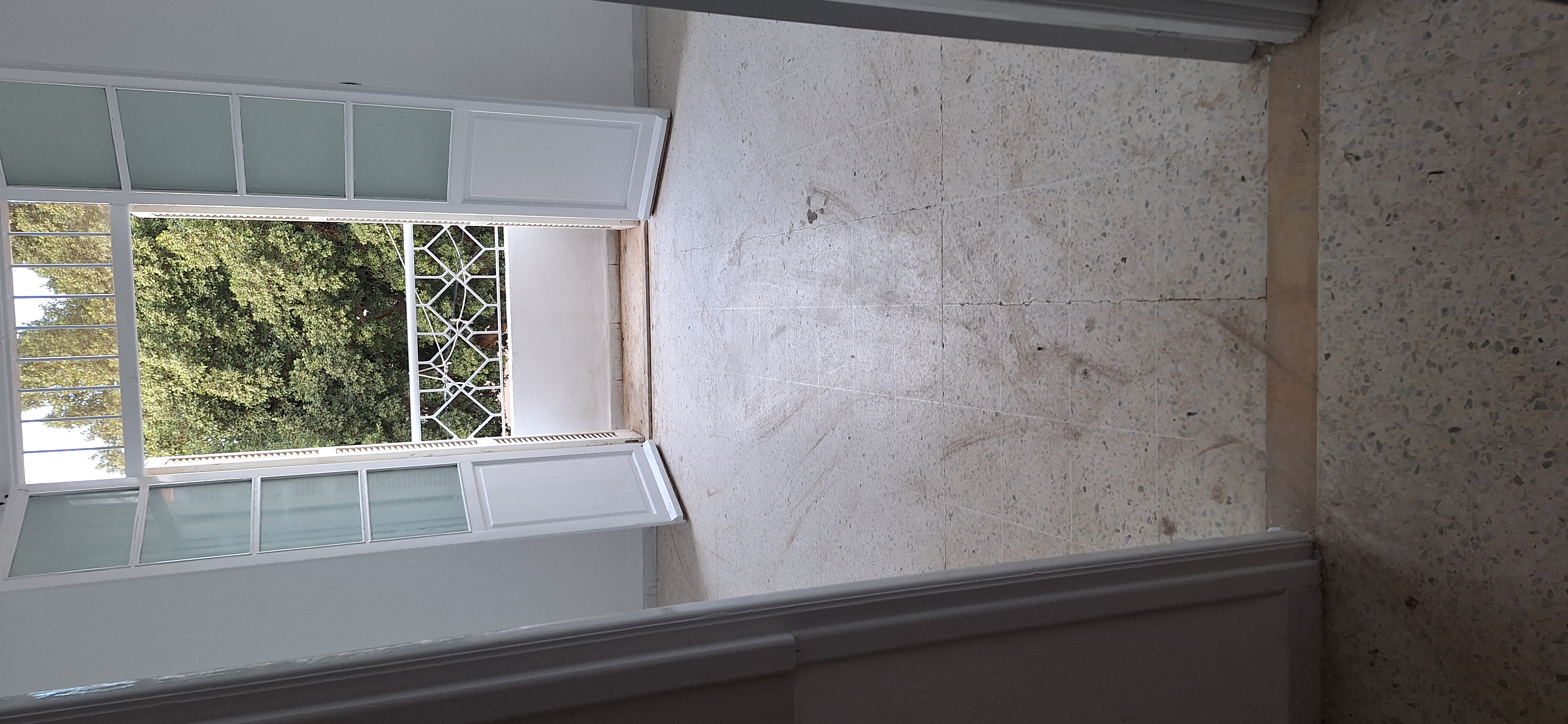 El Omrane Superieur&nbsp;El Omrane Superieur&nbsp;Location&nbsp;Appart. 2 pi�ces&nbsp;Al studio 2 chambre  el omrane sup