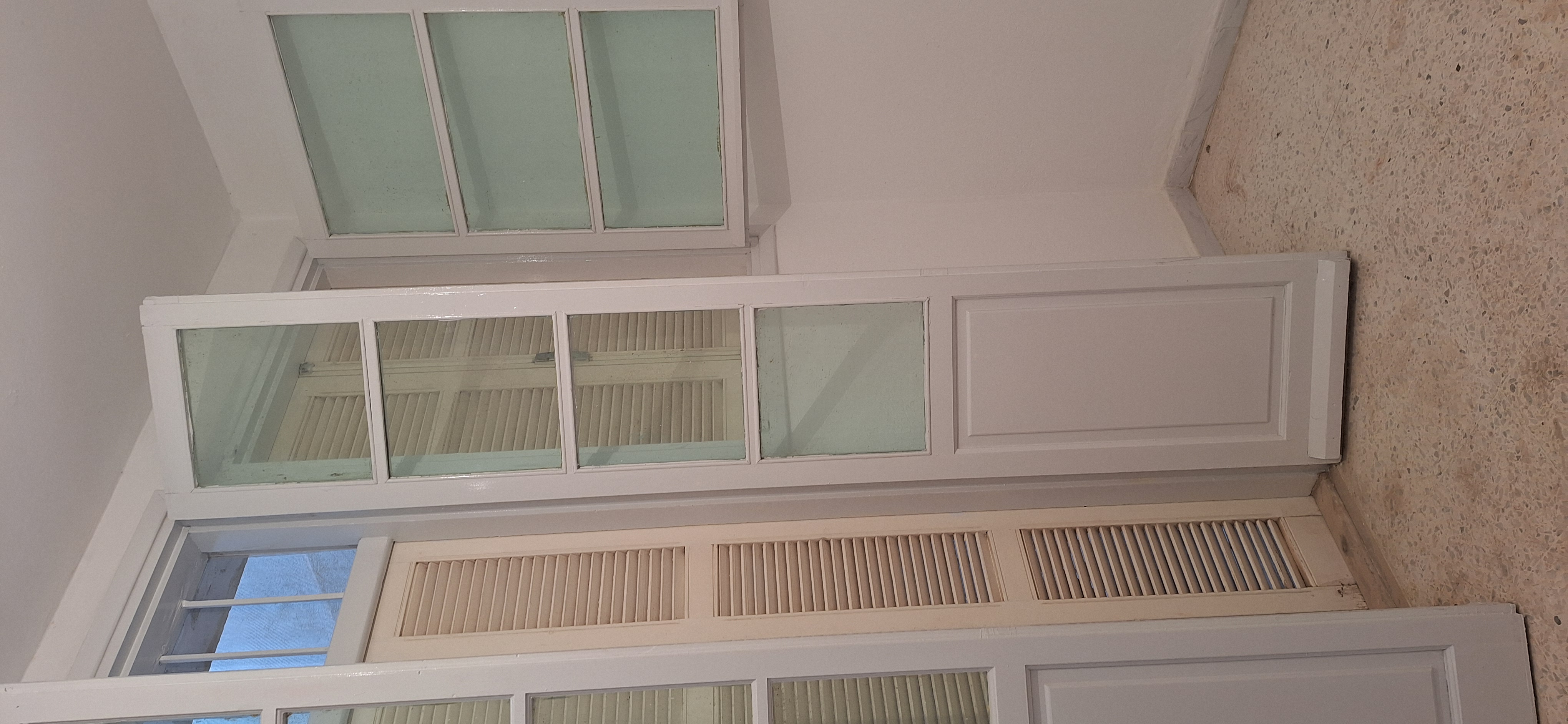 El Omrane Superieur&nbsp;El Omrane Superieur&nbsp;Location&nbsp;Appart. 2 pi�ces&nbsp;Al studio 2 chambre  el omrane sup