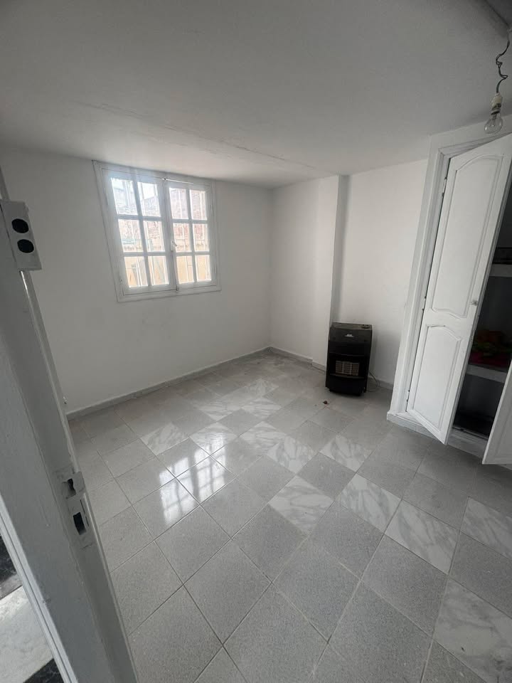 El Mourouj&nbsp;El Mourouj&nbsp;Location&nbsp;Appart. 2 pi�ces&nbsp;Studio s1 au mrj3