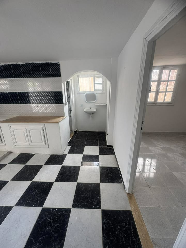 El Mourouj&nbsp;El Mourouj&nbsp;Location&nbsp;Appart. 2 pi�ces&nbsp;Studio s1 au mrj3