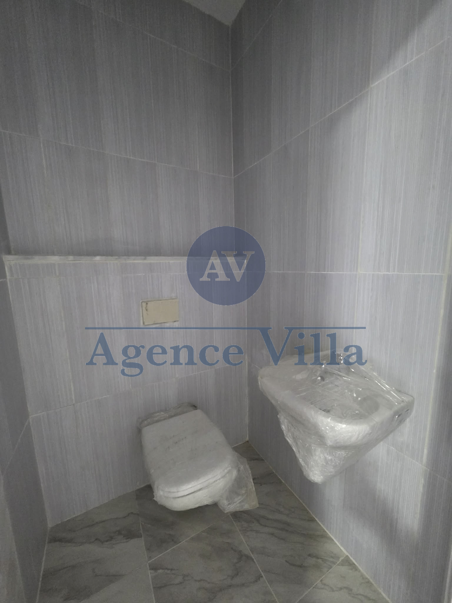 El Kram&nbsp;Le Kram&nbsp;Bureaux & Commerces&nbsp;Bureau&nbsp;Un bureau h3 au lac3