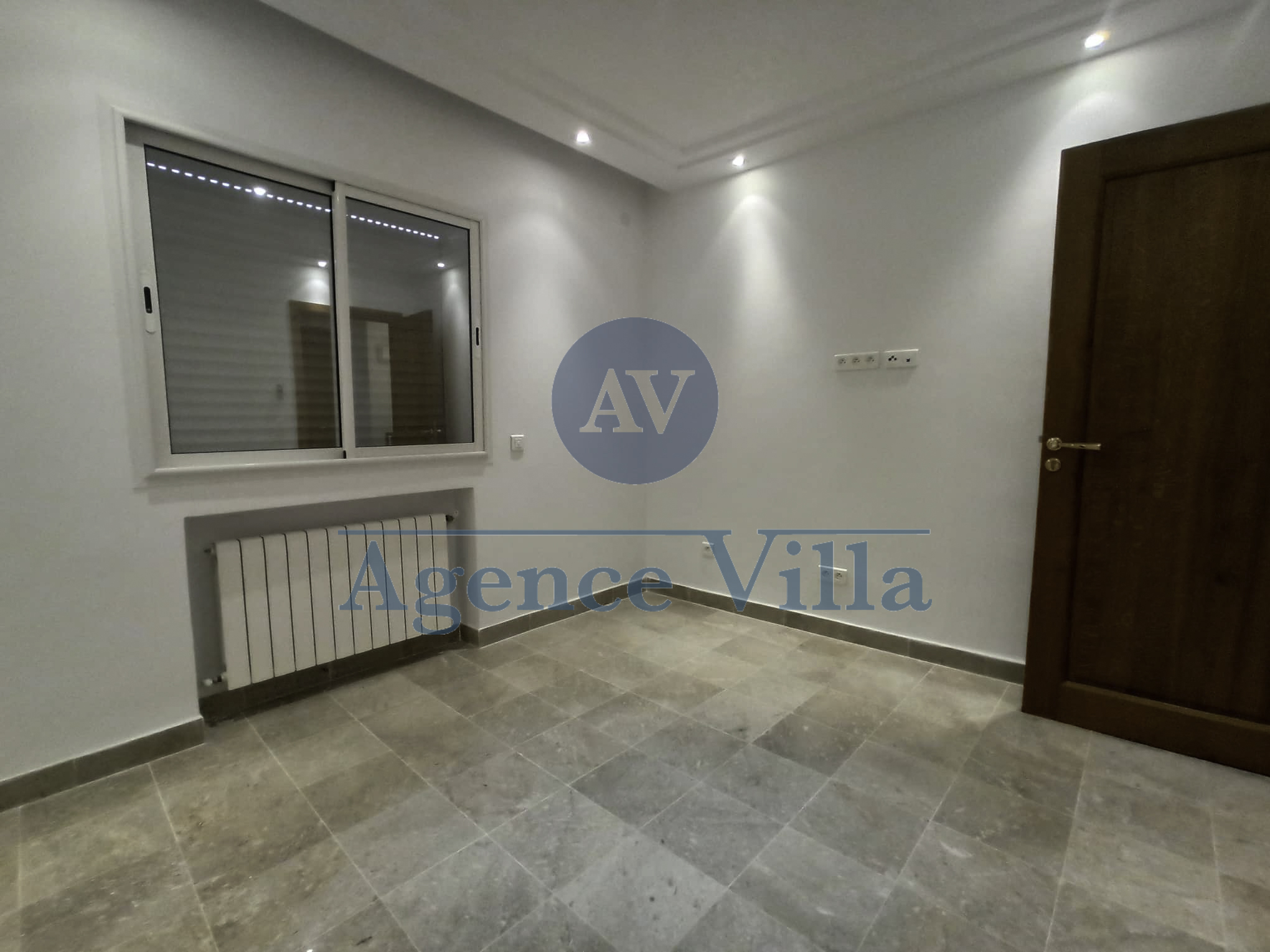 La Marsa&nbsp;Gammart&nbsp;Location&nbsp;Maisons&nbsp;Villa s4 � gammarth avec piscine