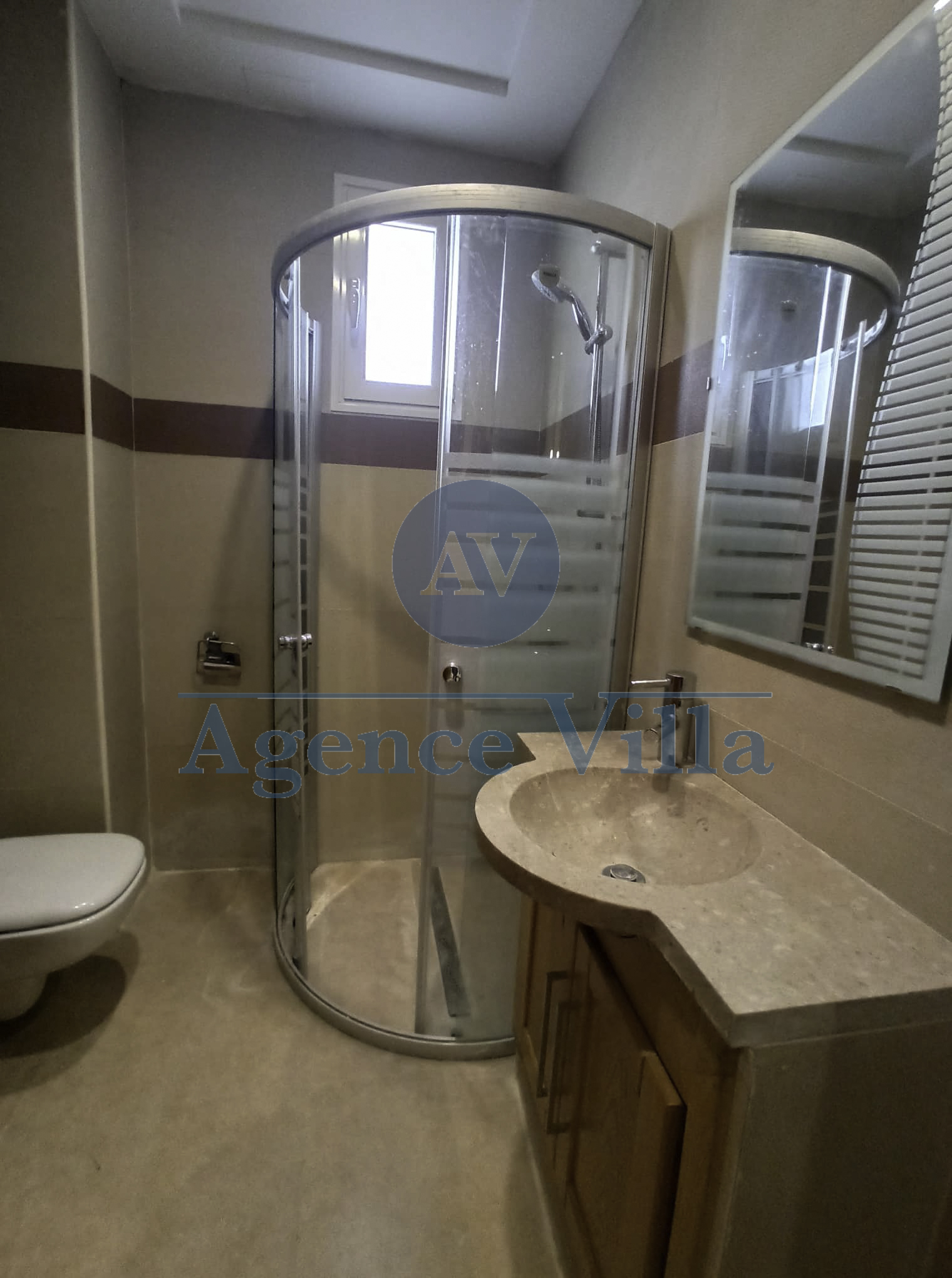 La Marsa&nbsp;Gammart&nbsp;Location&nbsp;Maisons&nbsp;Villa s4 � gammarth avec piscine