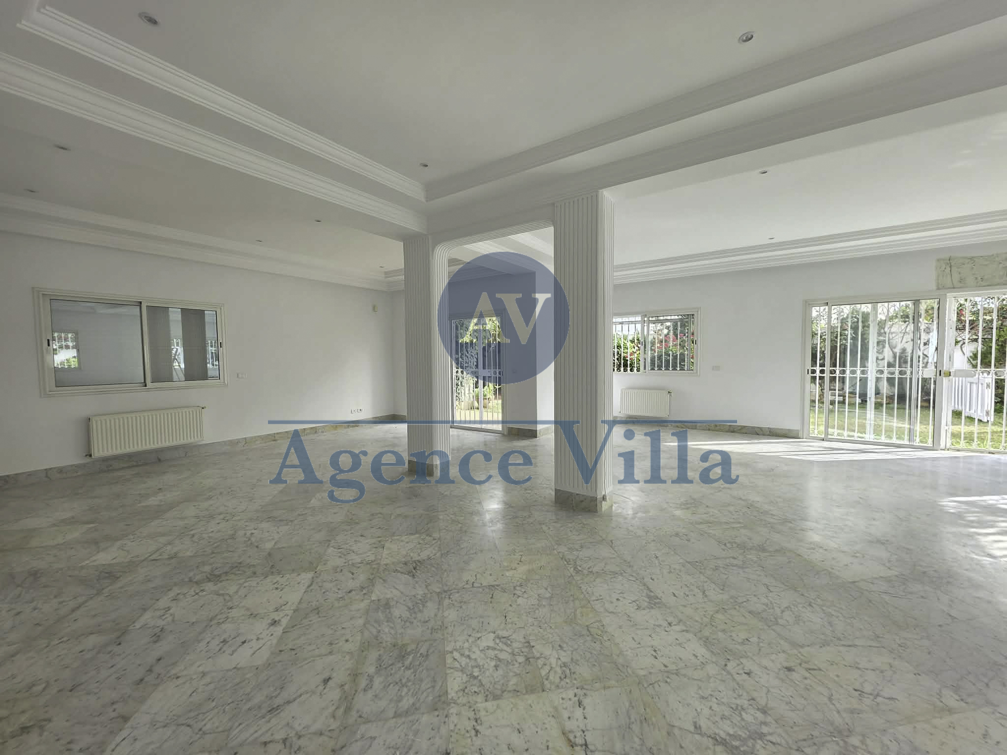 La Marsa&nbsp;Gammart&nbsp;Location&nbsp;Maisons&nbsp;Villa s4 avec piscine � gammarth