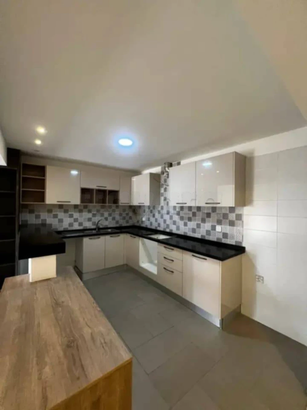 Bizerte Nord&nbsp;Oued El Marj&nbsp;Location&nbsp;Appart. 1 pi�ce&nbsp;Appartement haut standing