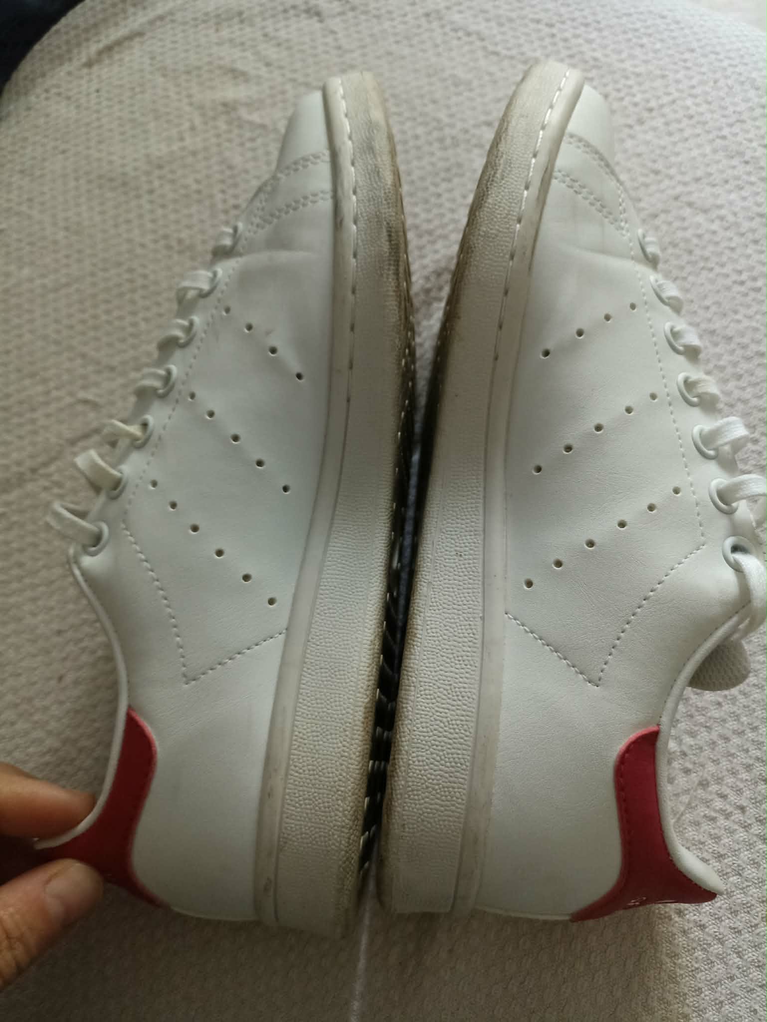 La Marsa&nbsp;Gammart&nbsp;Autre&nbsp;Autre&nbsp;Basquettes presque neuves