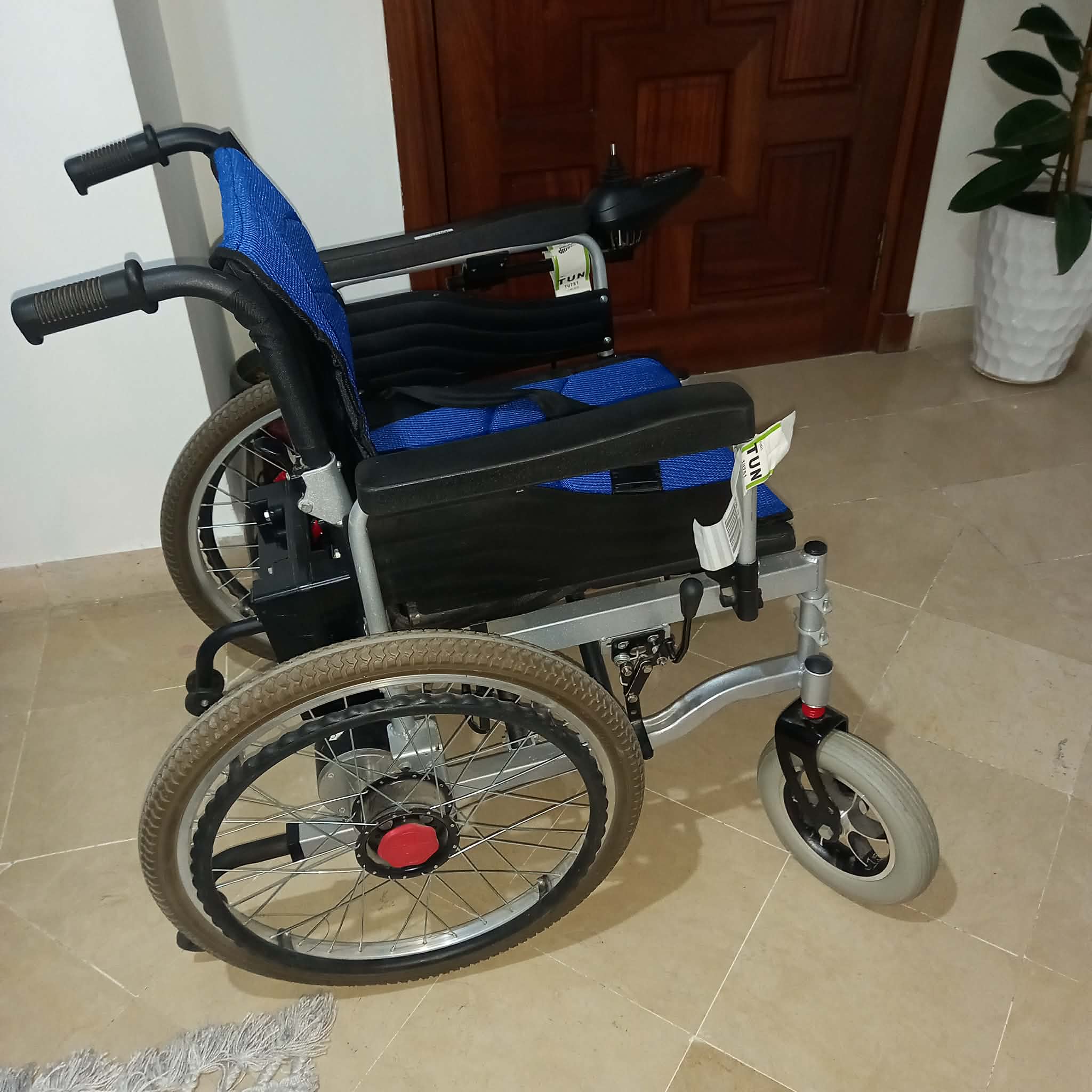 Nabeul&nbsp;Nabeul&nbsp;Autre&nbsp;Autre&nbsp;Fauteuil roulant �l�ctrique