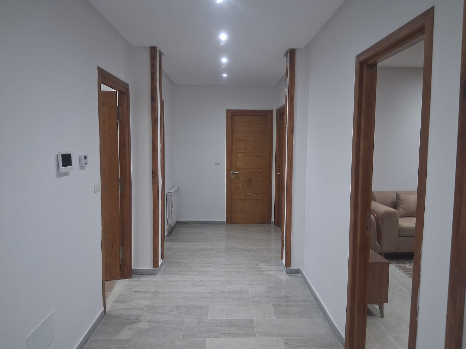 La Soukra&nbsp;La Soukra&nbsp;Location&nbsp;Appart. 3 pi�ces&nbsp;Appartement s2 meubl� 150 m2 � la soukra