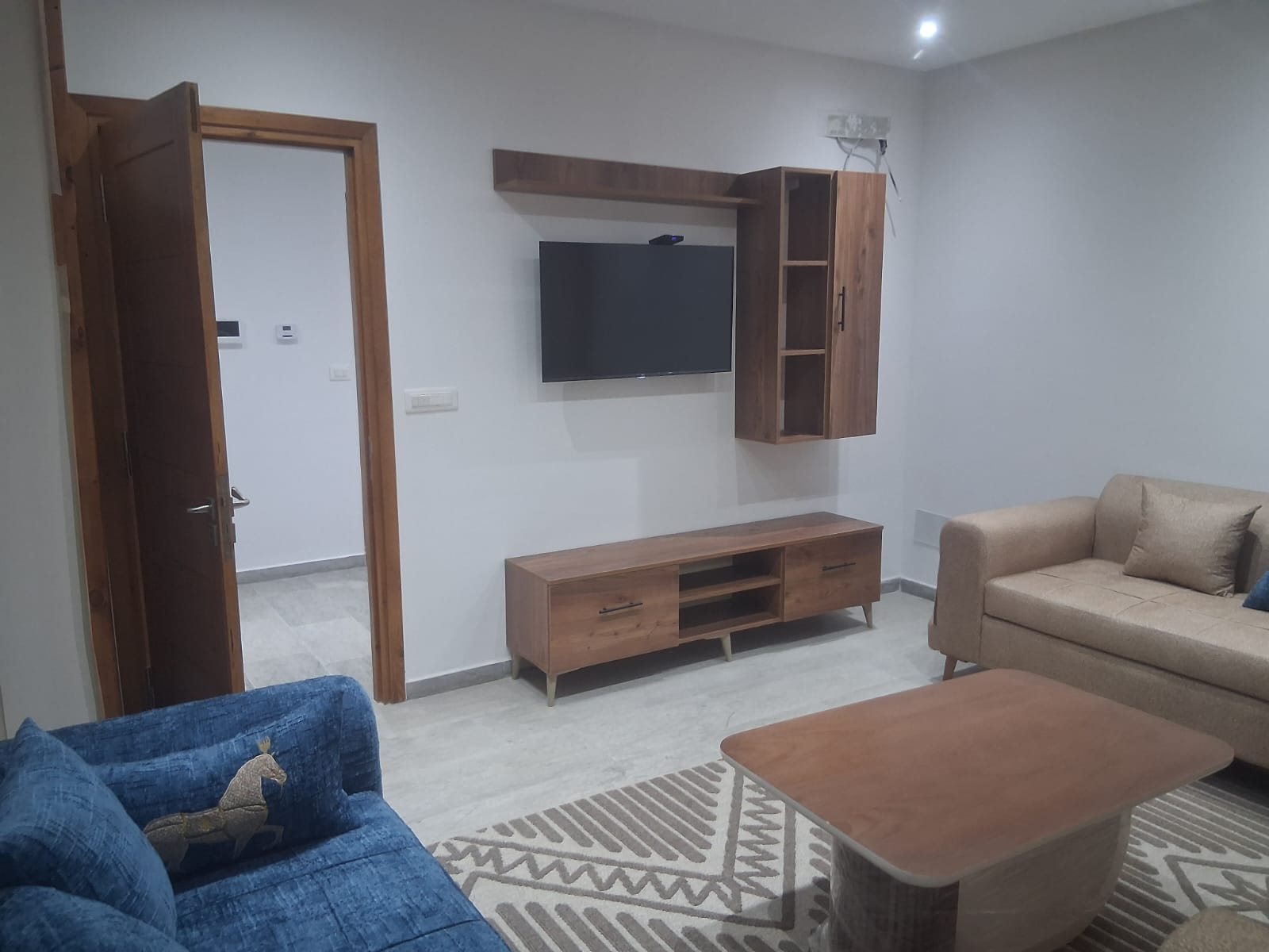 La Soukra&nbsp;La Soukra&nbsp;Location&nbsp;Appart. 3 pi�ces&nbsp;Appartement s2 meubl� 150 m2 � la soukra